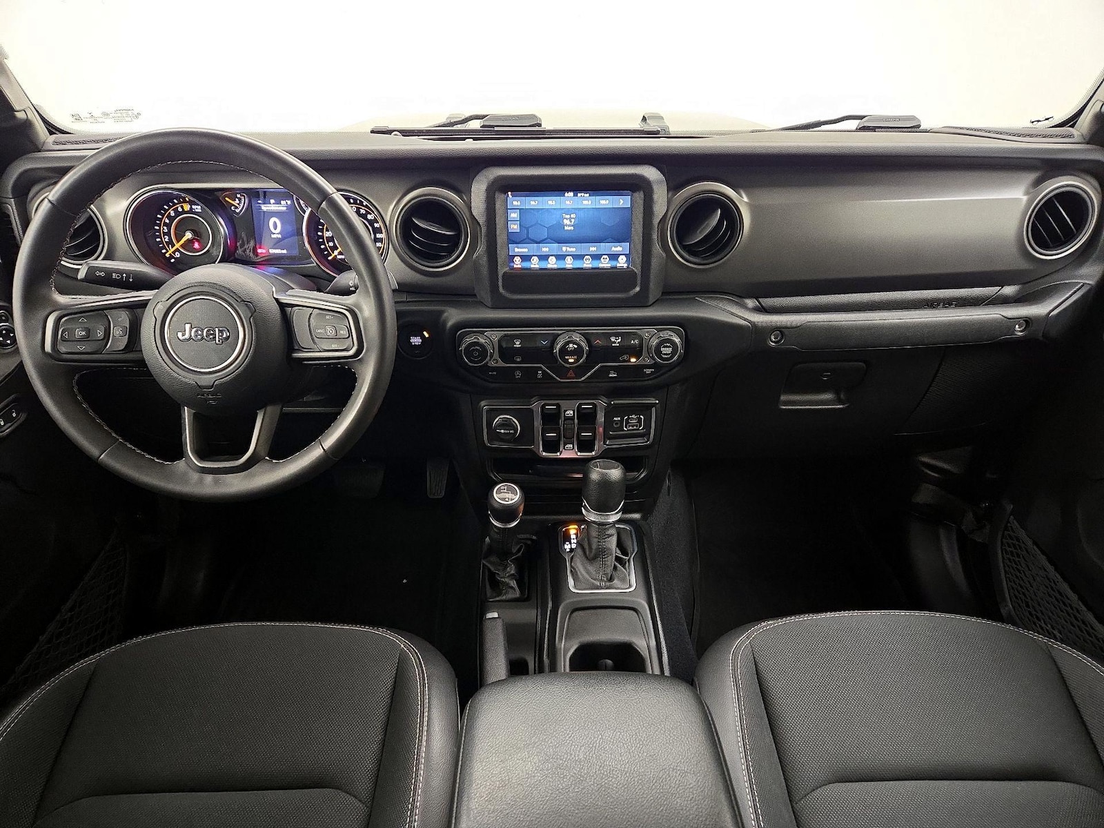 Photo 10
