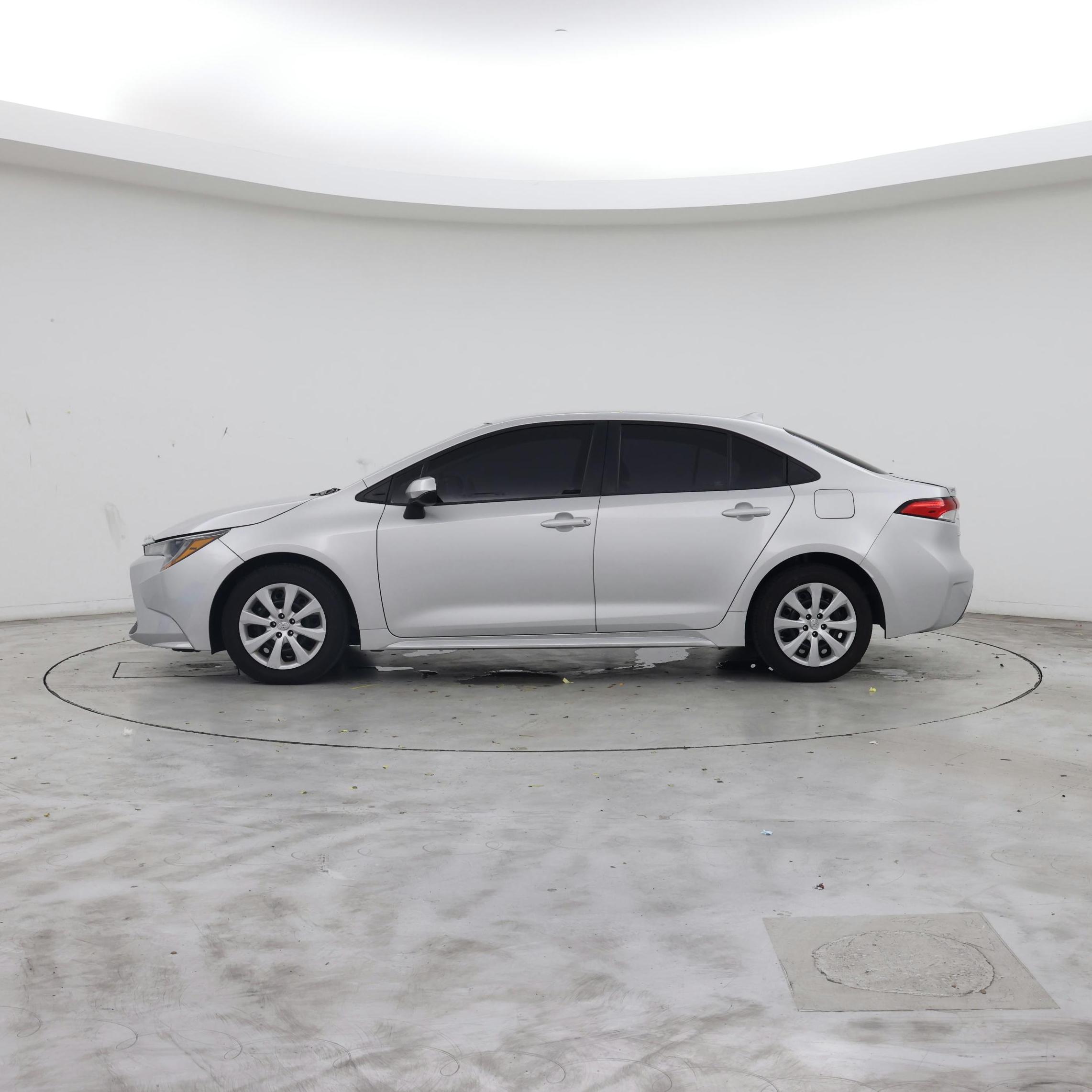 Thumbnail: 2021 Toyota Corolla - 3