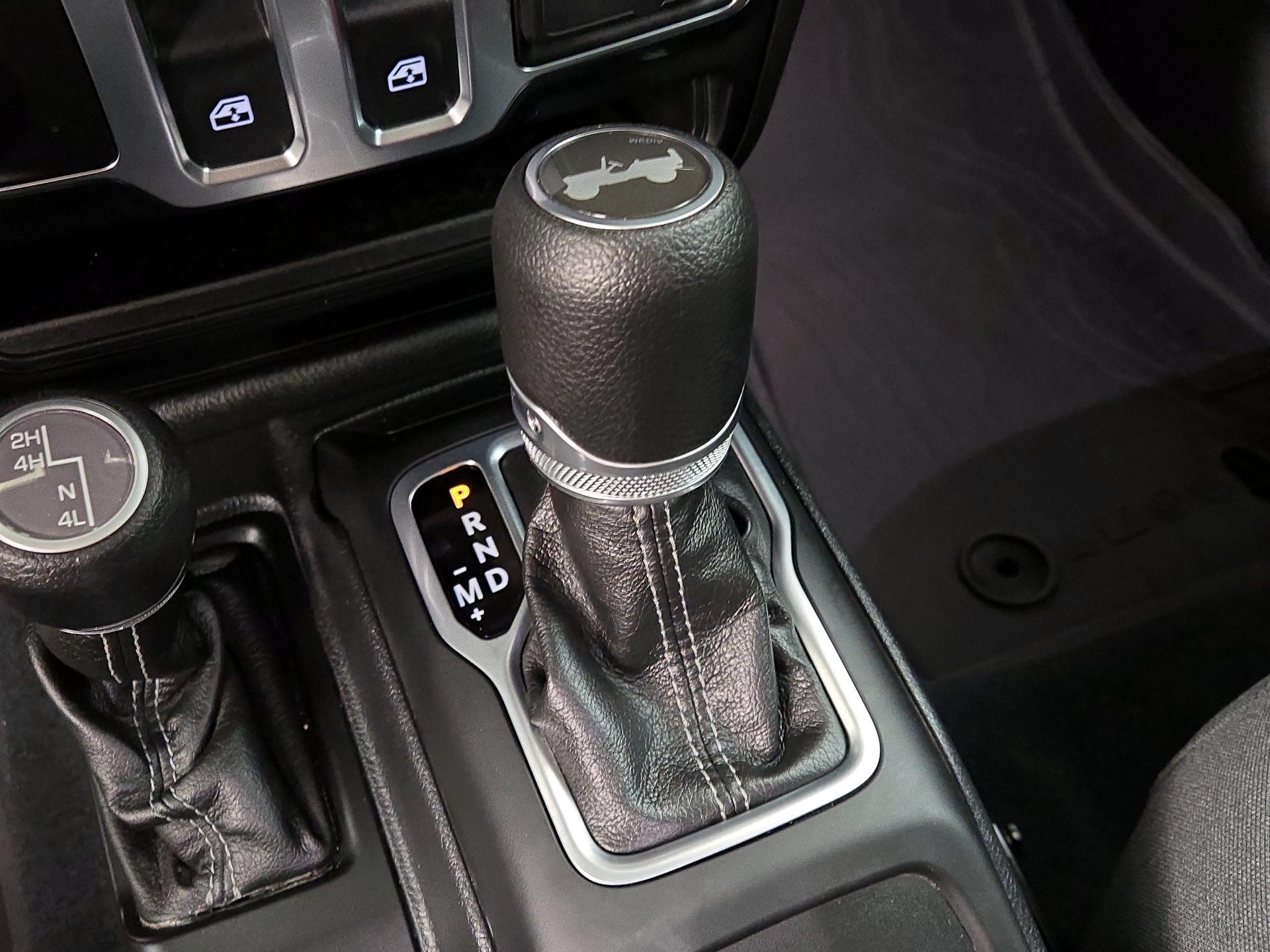 Thumbnail: 2024 Jeep Wrangler - 17