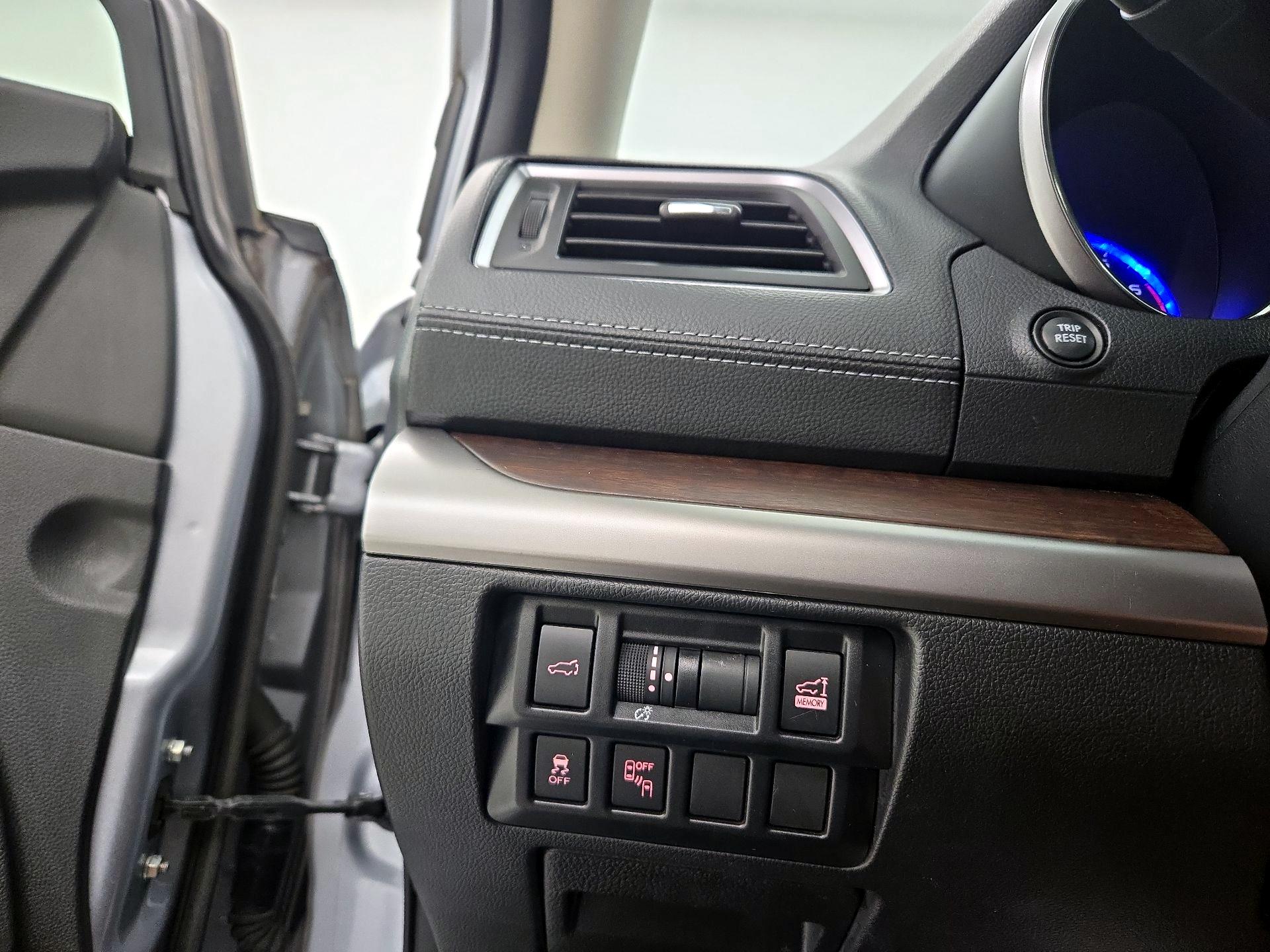 Thumbnail: 2018 Subaru Outback - 13