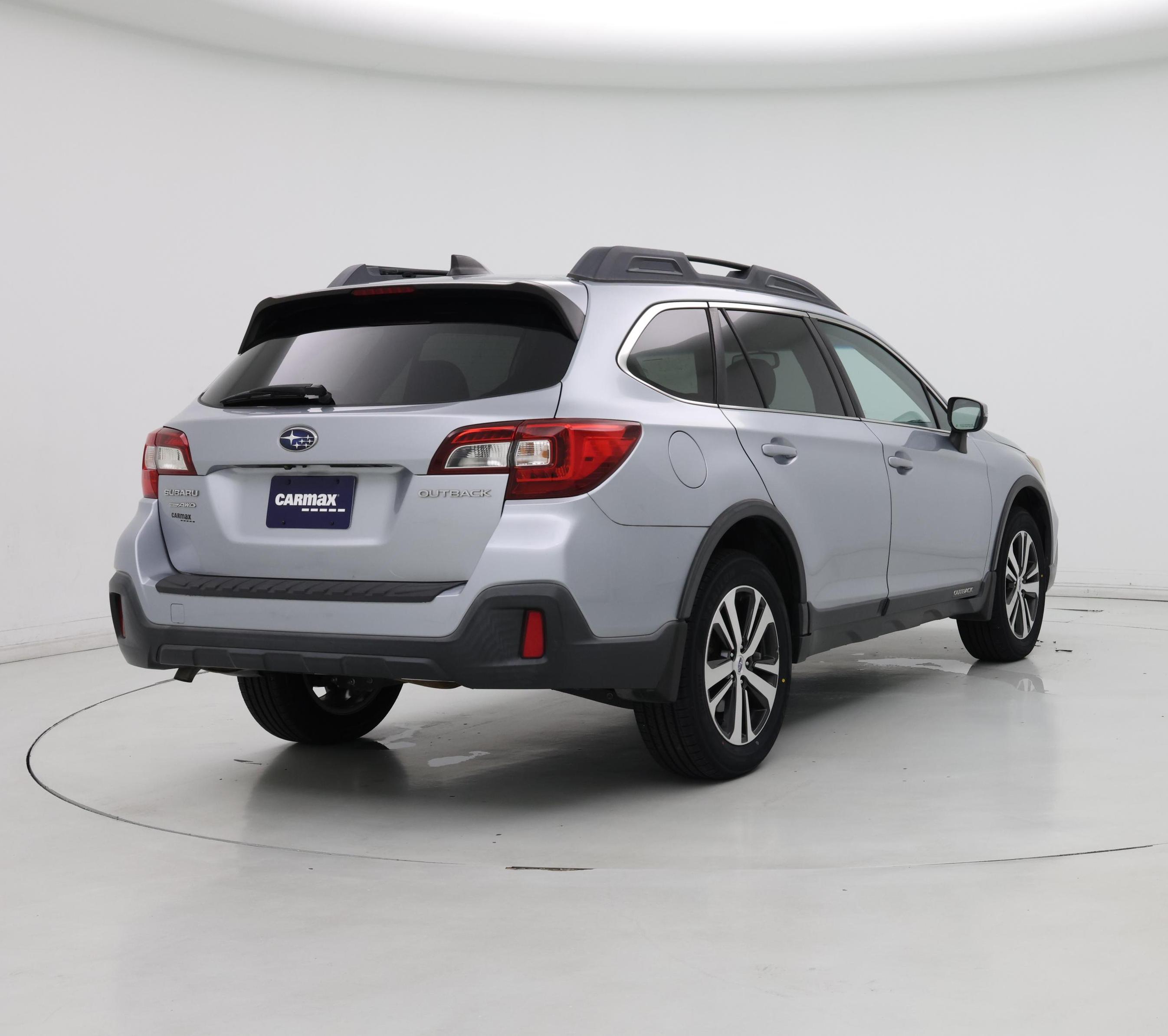 Thumbnail: 2018 Subaru Outback - 8