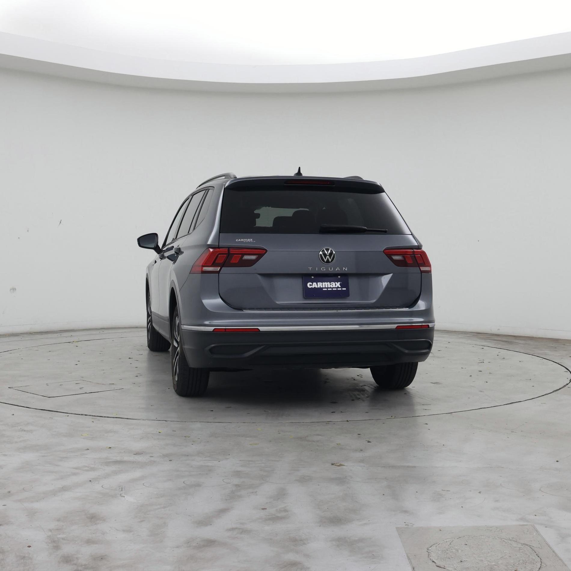 Thumbnail: 2024 Volkswagen Tiguan - 6