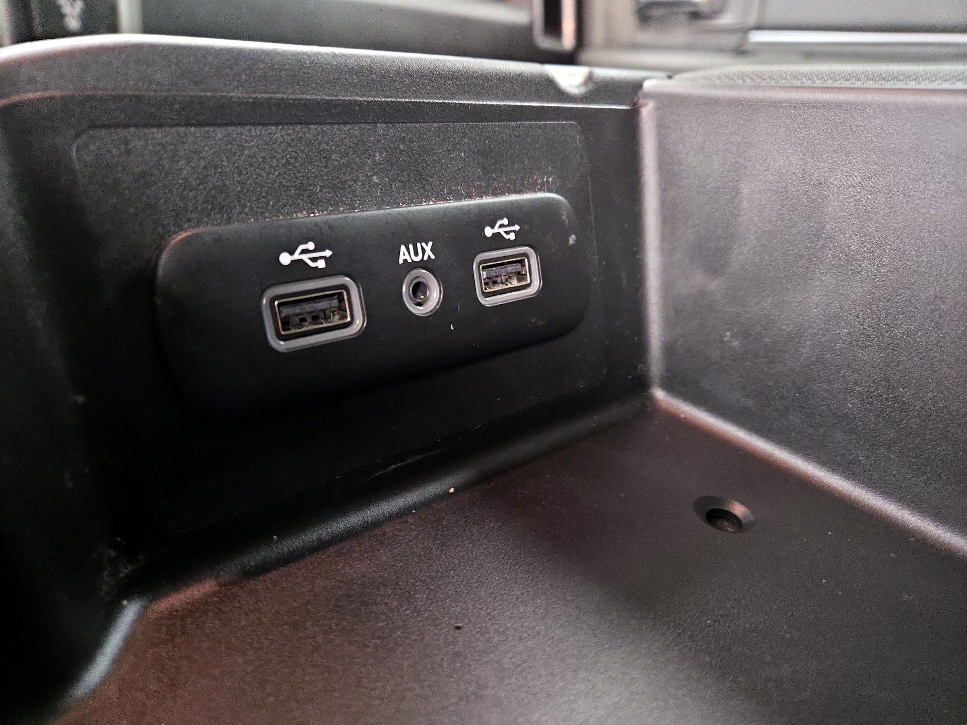 Thumbnail: 2019 RAM 1500 Classic - 18