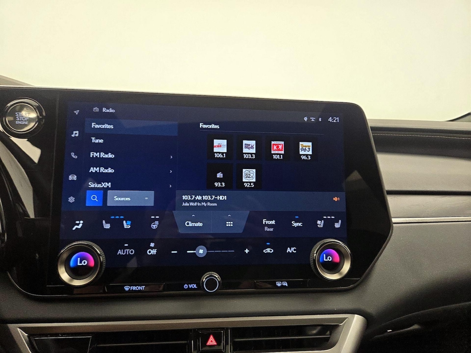 2025 Lexus RX 350 - Photo 16