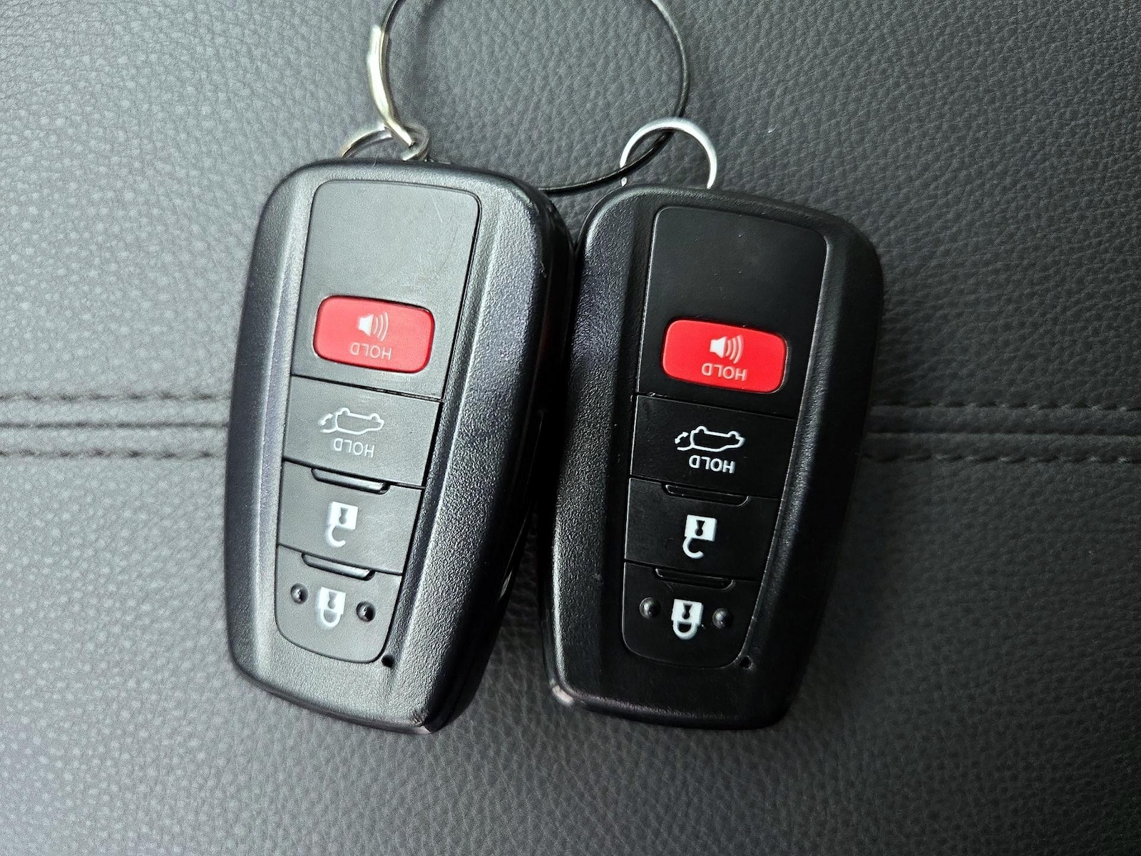 2025 Toyota RAV4 Limited - Photo 24
