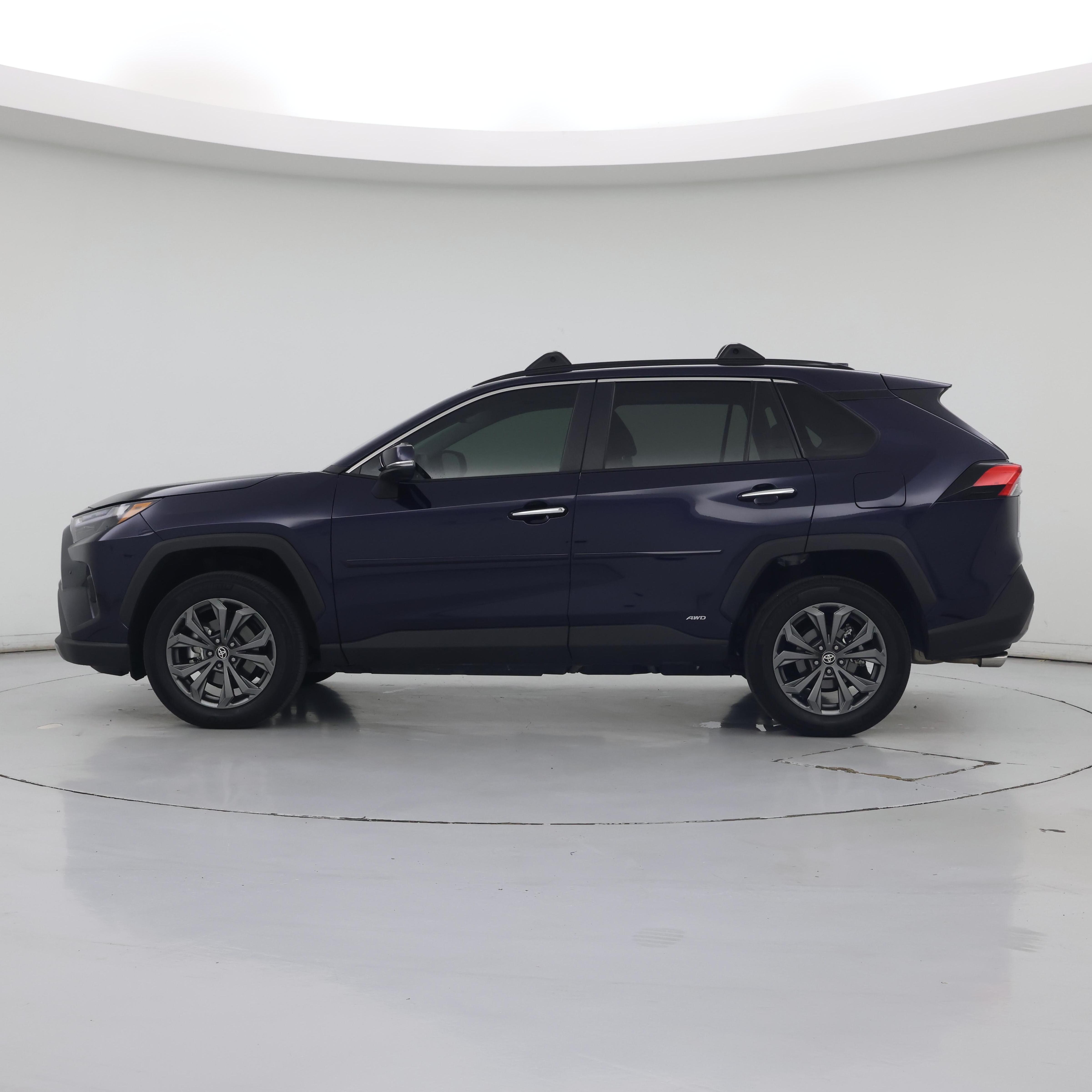 Thumbnail: 2025 Toyota RAV4 - 3