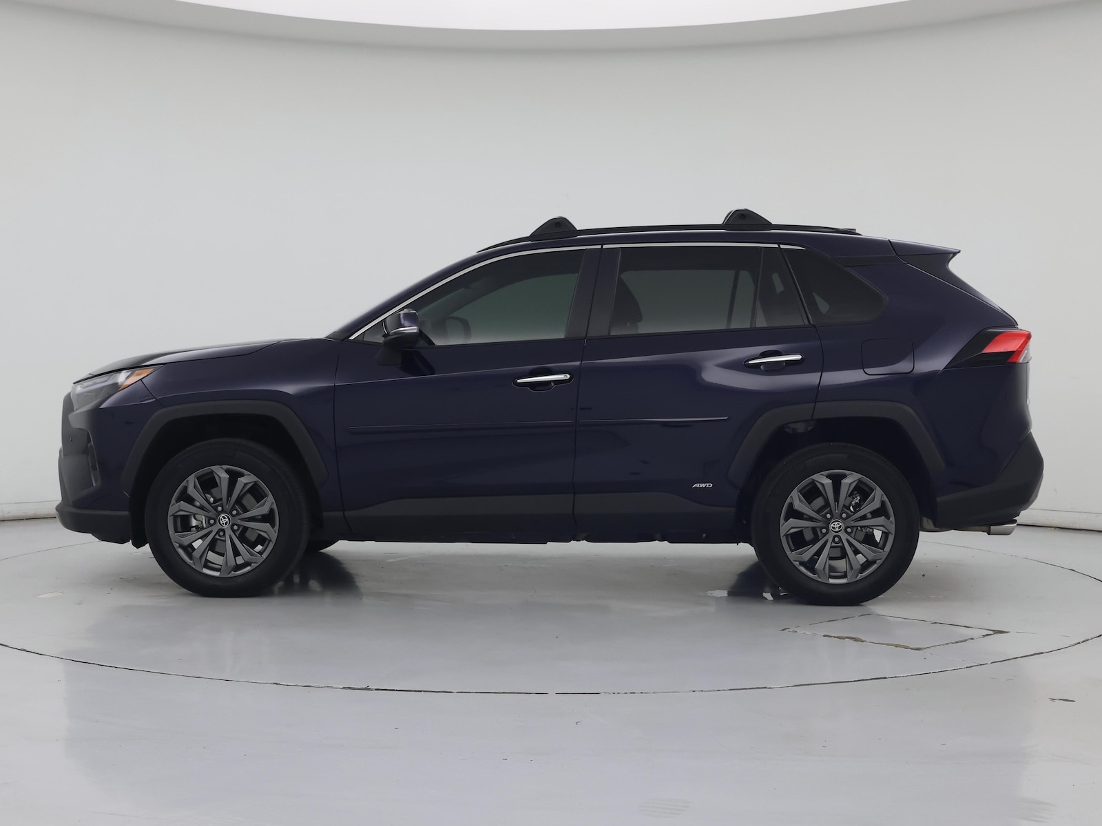 2025 Toyota RAV4 Limited - Photo 4