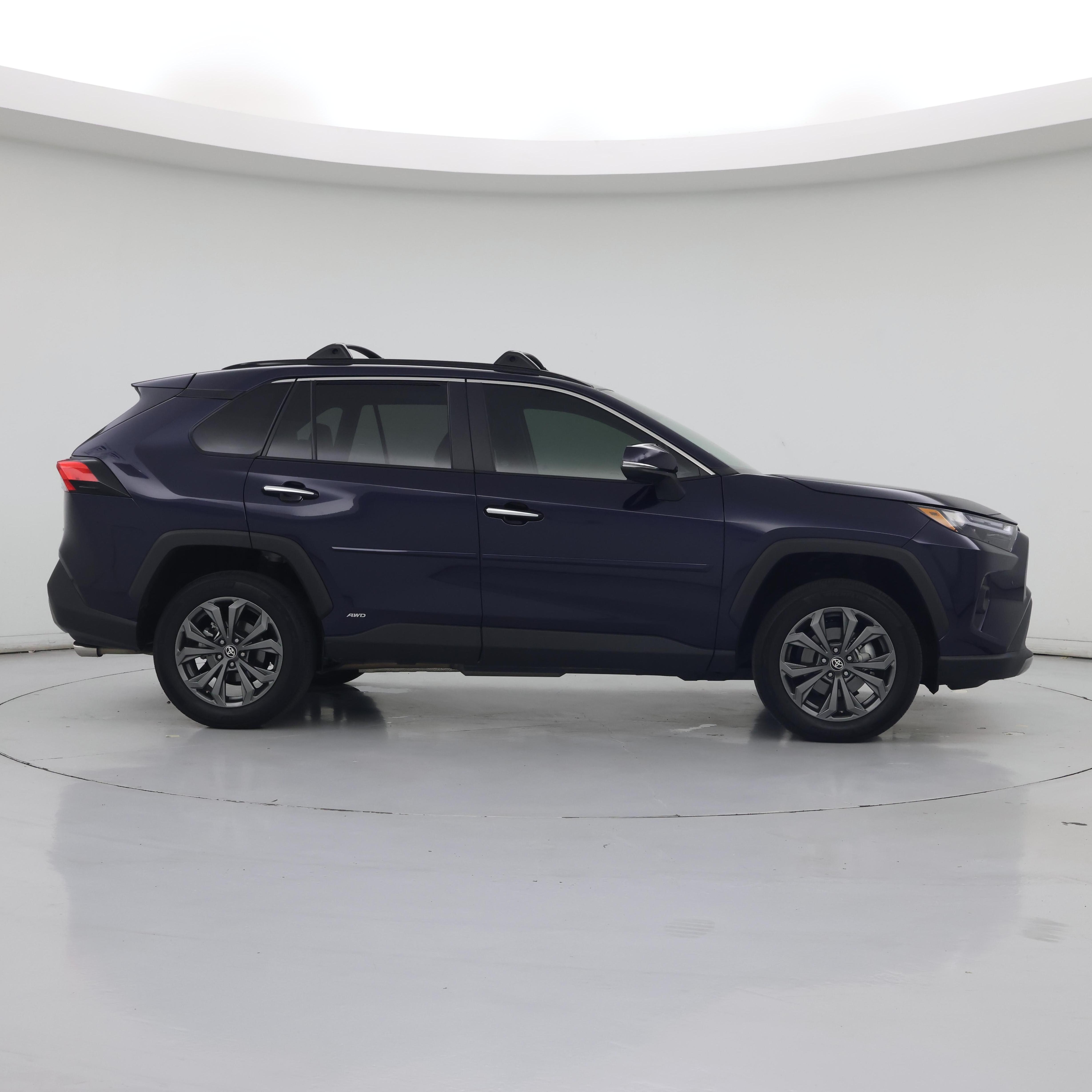 Thumbnail: 2025 Toyota RAV4 - 7