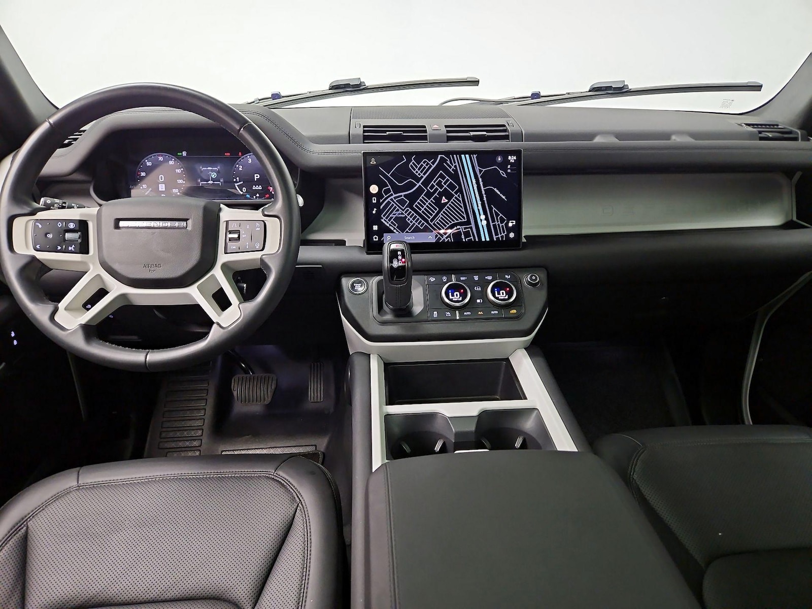 2025 Land Rover Defender S - Photo 10