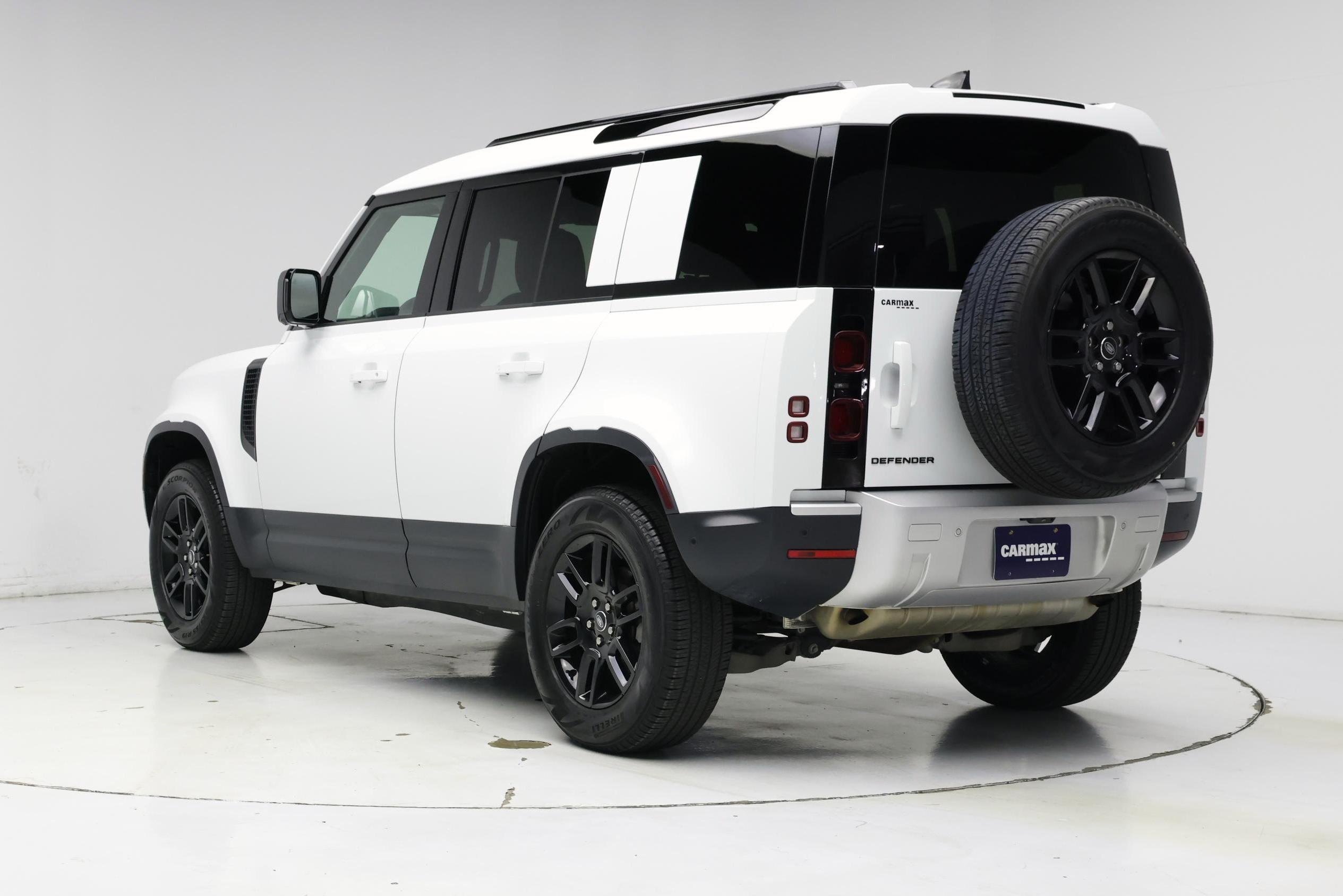 Thumbnail: 2025 Land Rover Defender - 2