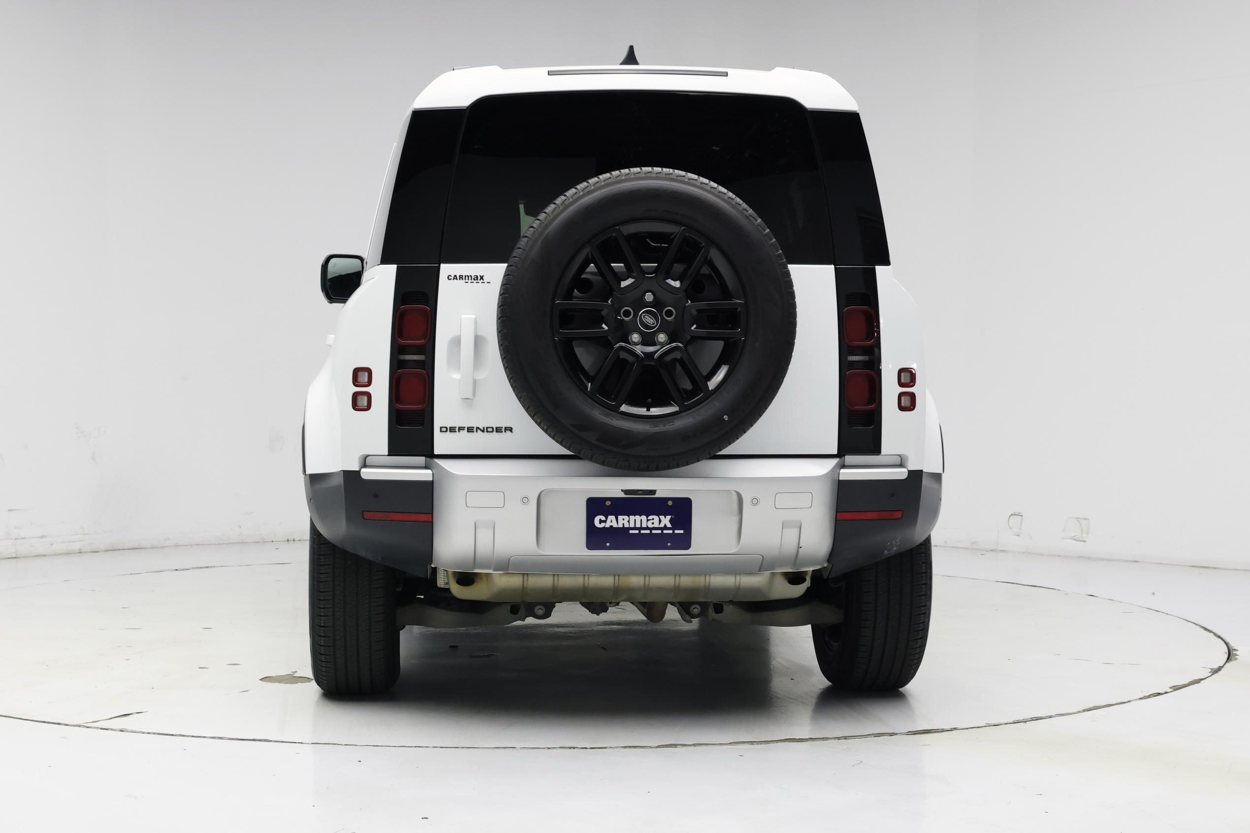 Thumbnail: 2025 Land Rover Defender - 6