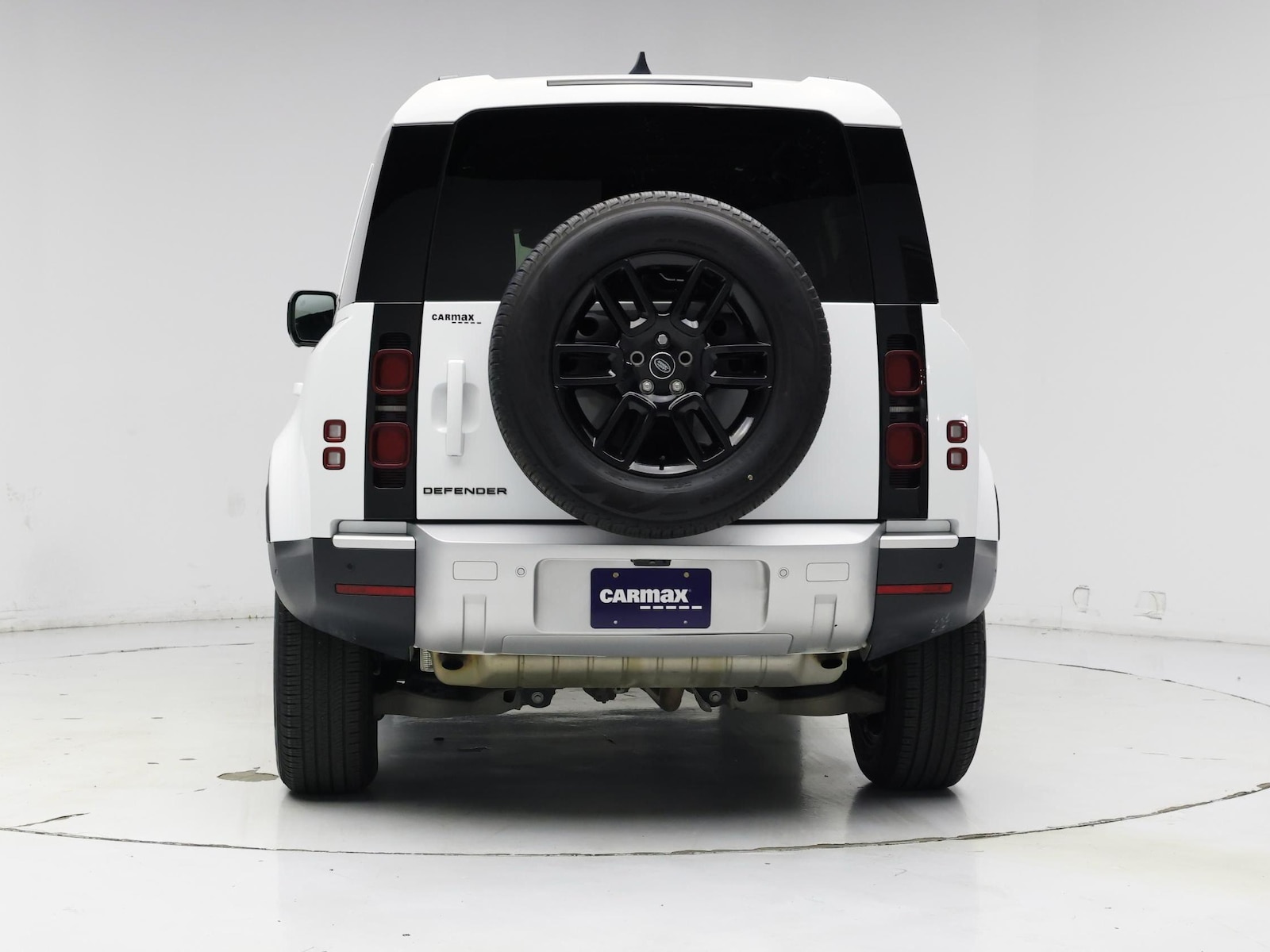 2025 Land Rover Defender S - Photo 7