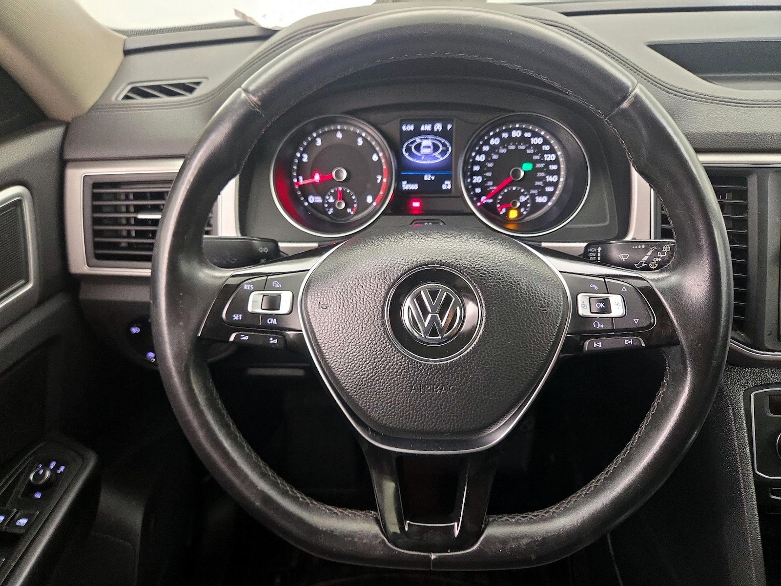 2018 Volkswagen Atlas SE - Photo 11