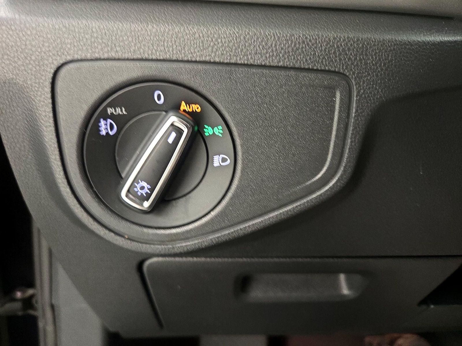 2018 Volkswagen Atlas SE - Photo 14