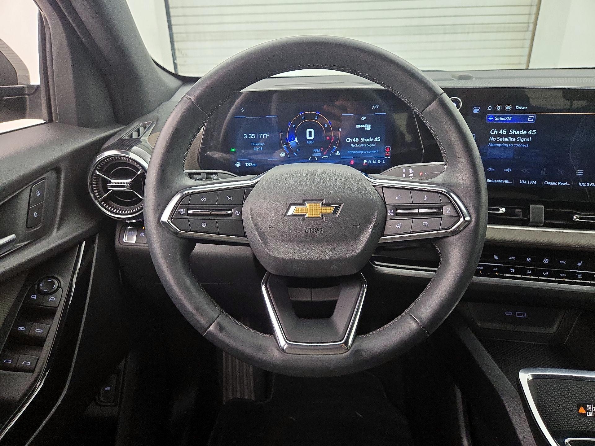 Thumbnail: 2026 Chevrolet Equinox - 10