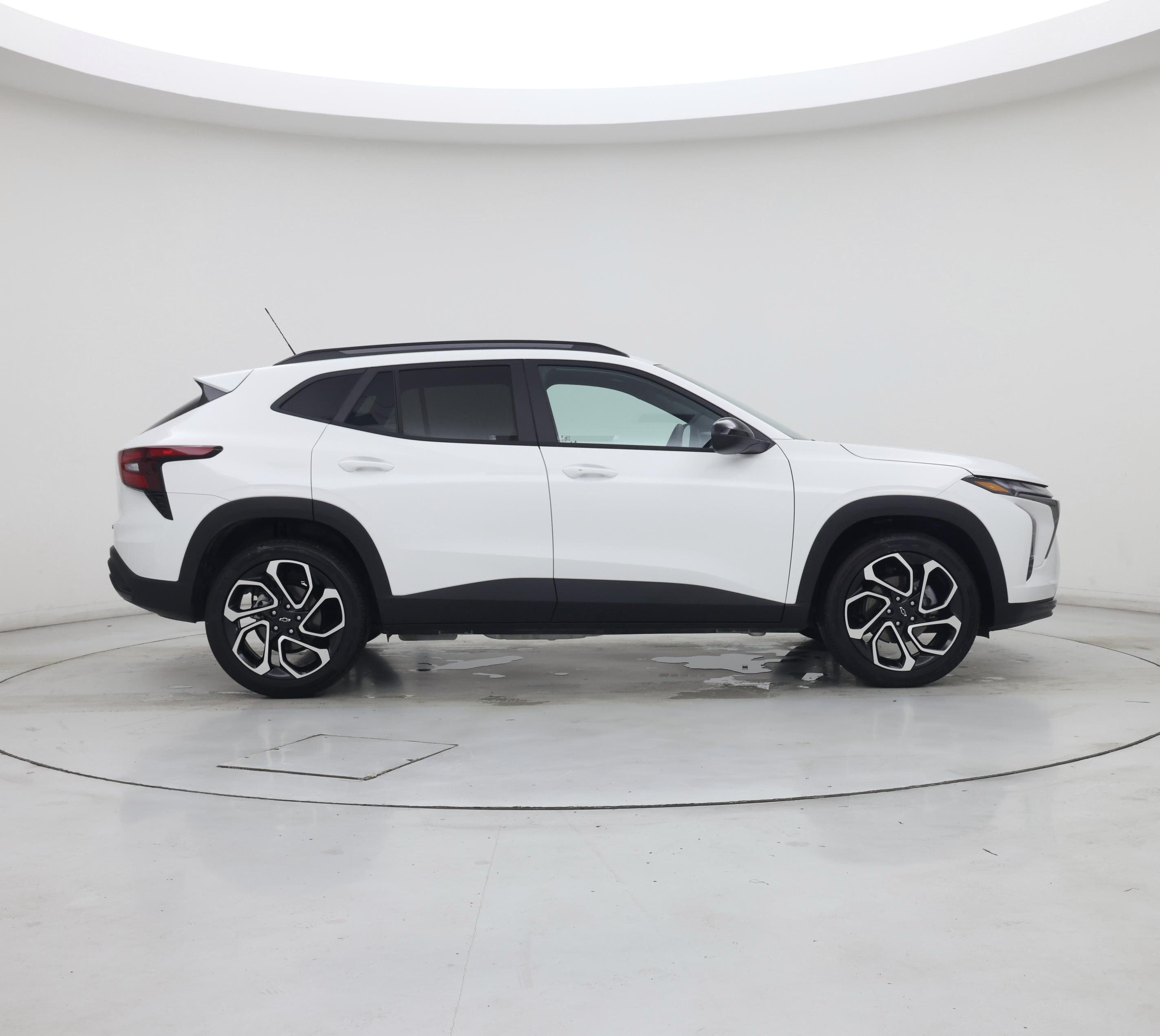 Thumbnail: 2026 Chevrolet Trax - 7