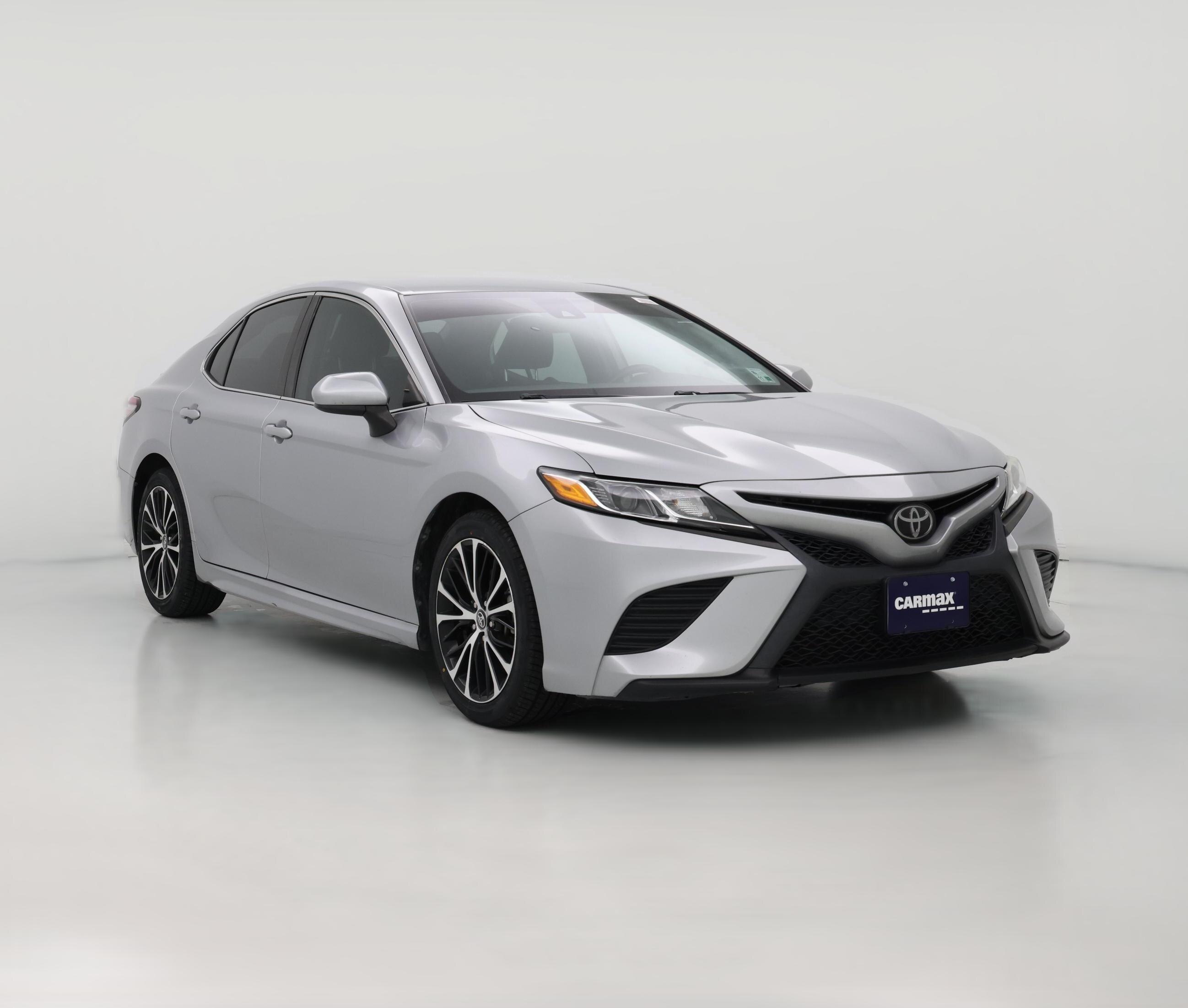 Thumbnail: 2019 Toyota Camry - 1