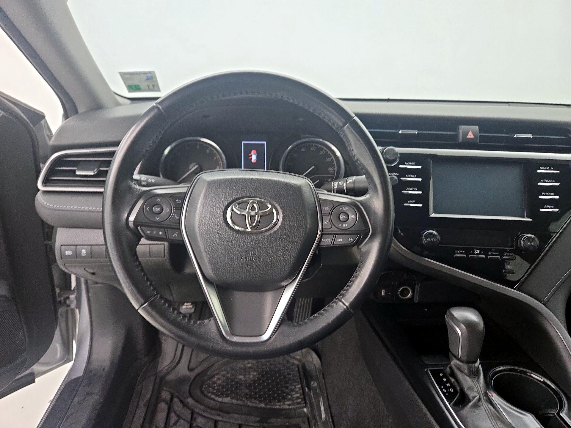 Thumbnail: 2019 Toyota Camry - 10