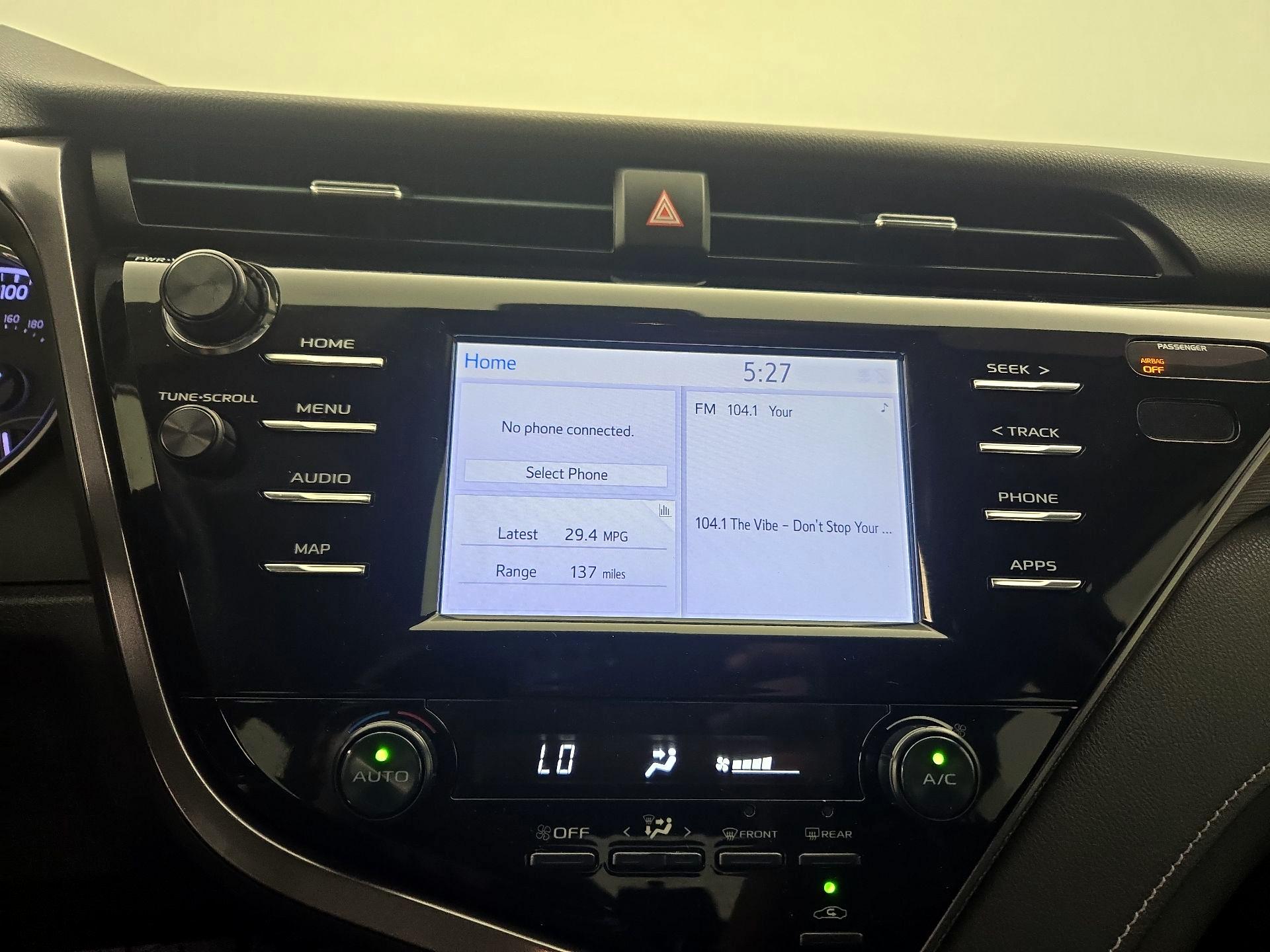 Thumbnail: 2019 Toyota Camry - 15