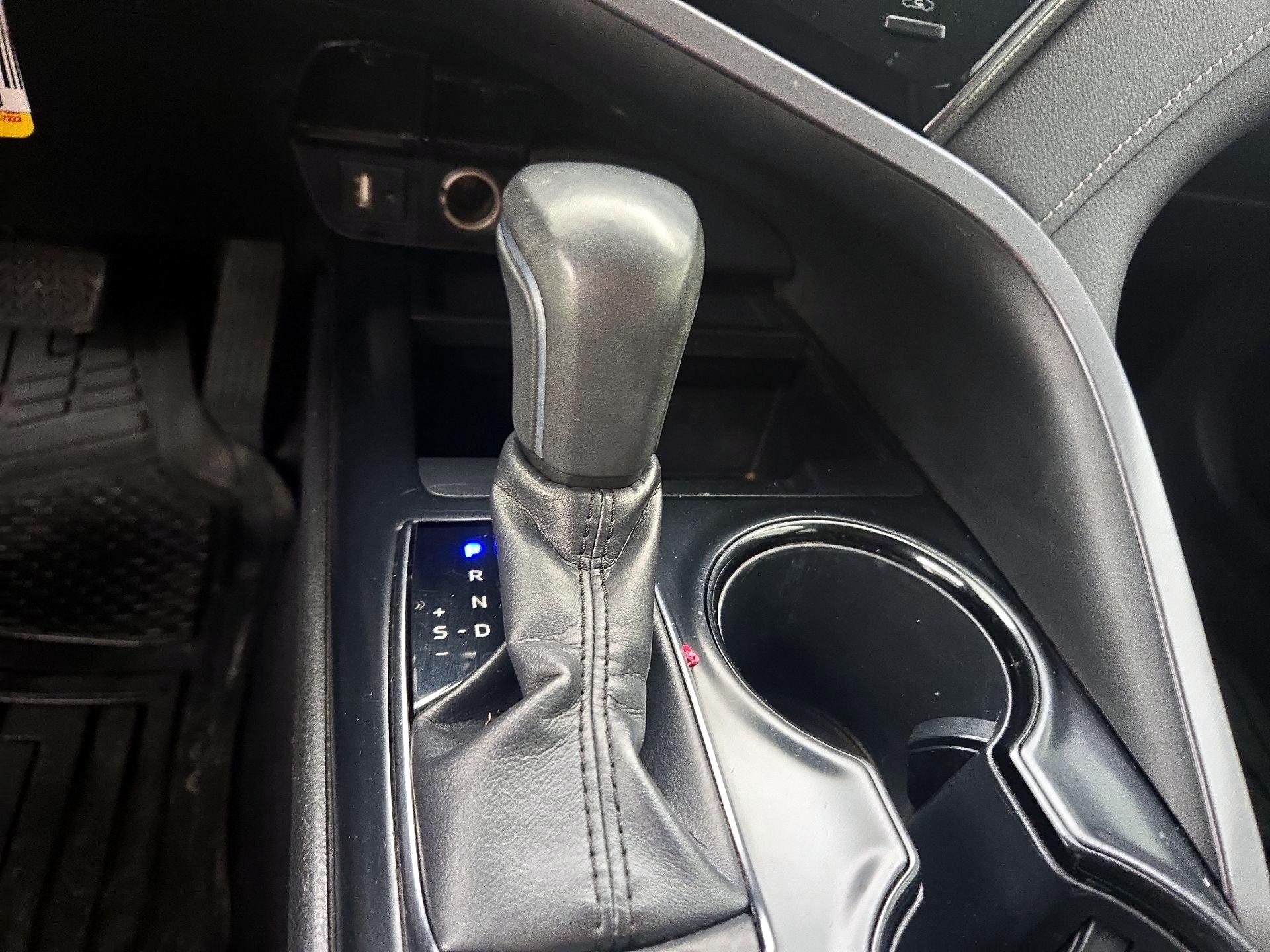 Thumbnail: 2019 Toyota Camry - 17