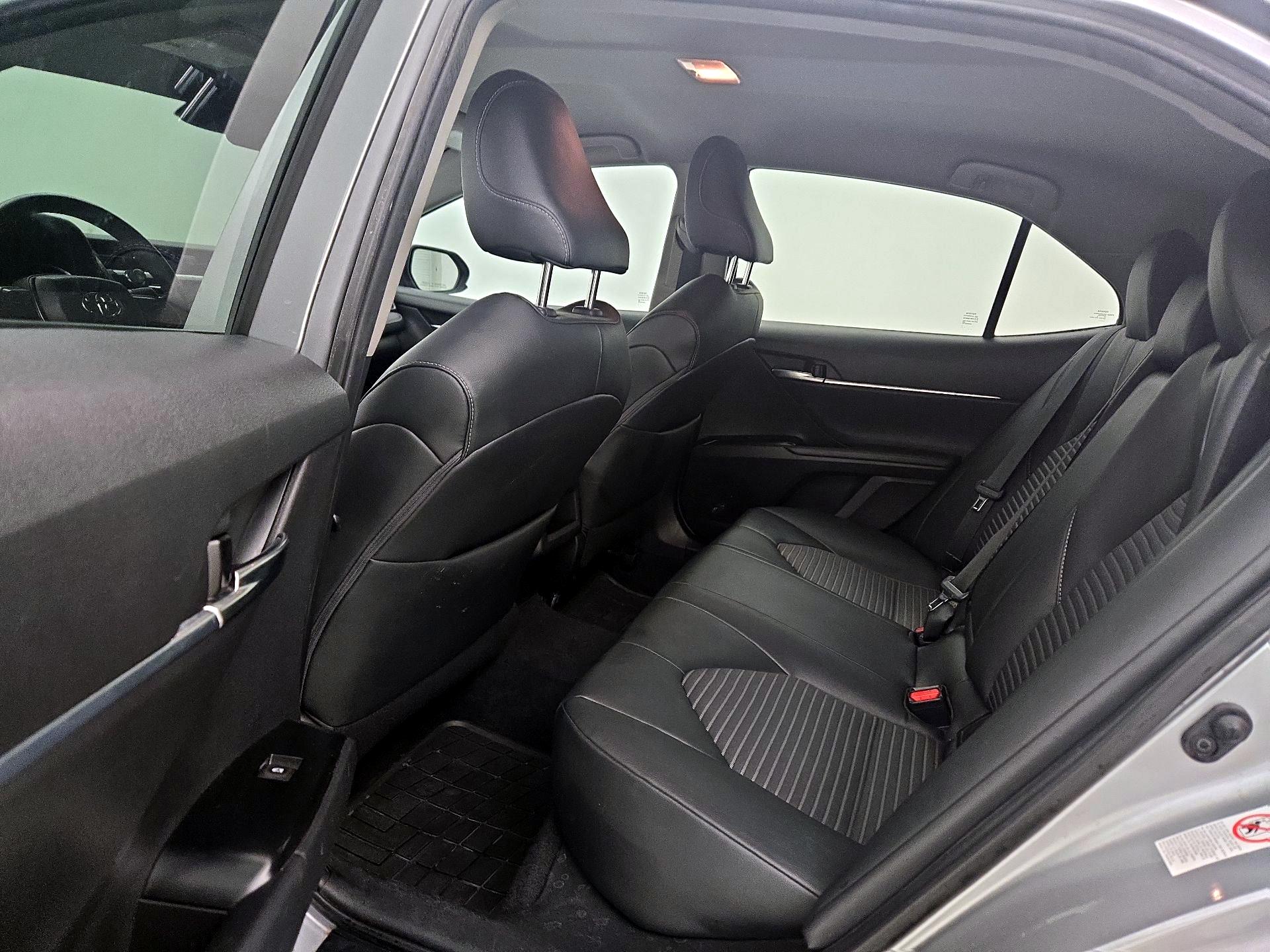 Thumbnail: 2019 Toyota Camry - 19