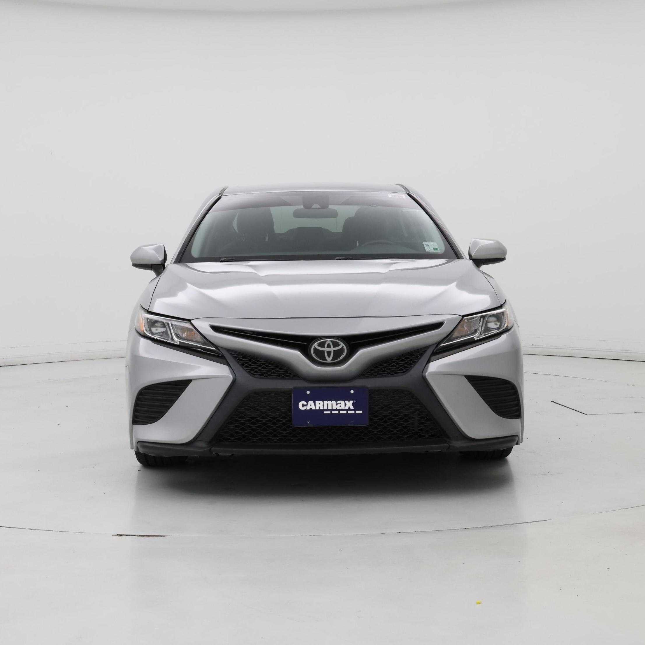 Thumbnail: 2019 Toyota Camry - 5