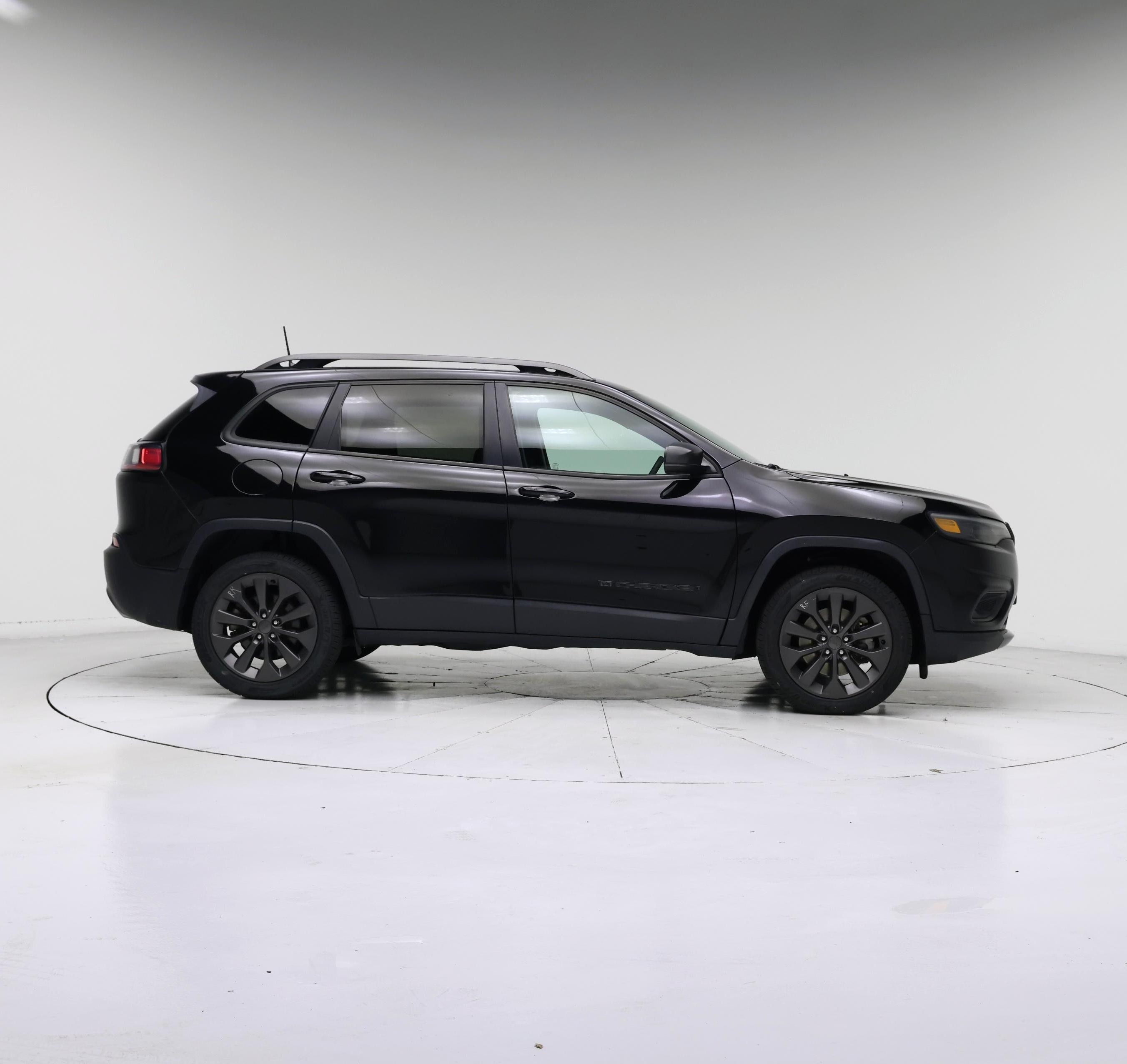 Thumbnail: 2021 Jeep Cherokee - 7