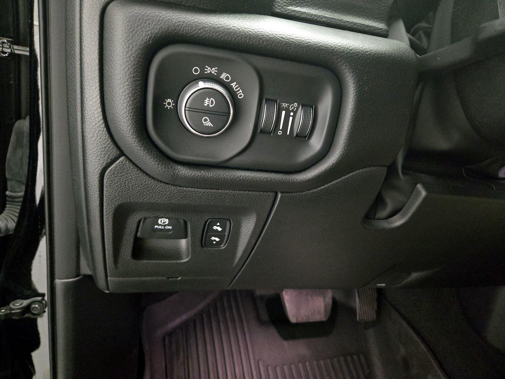 Thumbnail: 2023 RAM 1500 - 11