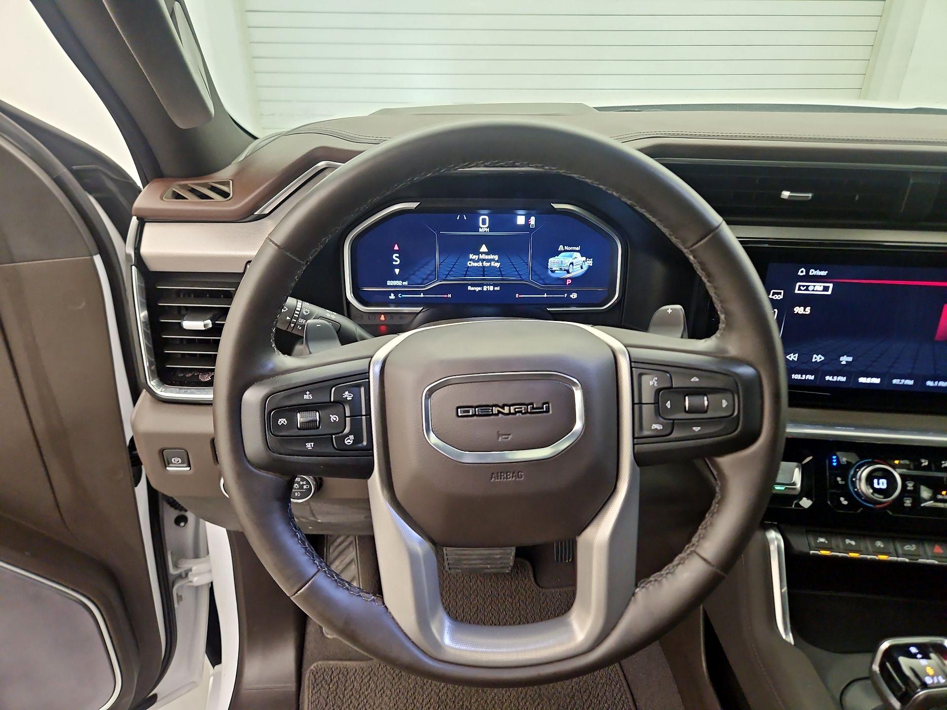 Thumbnail: 2023 GMC Sierra 1500 - 10