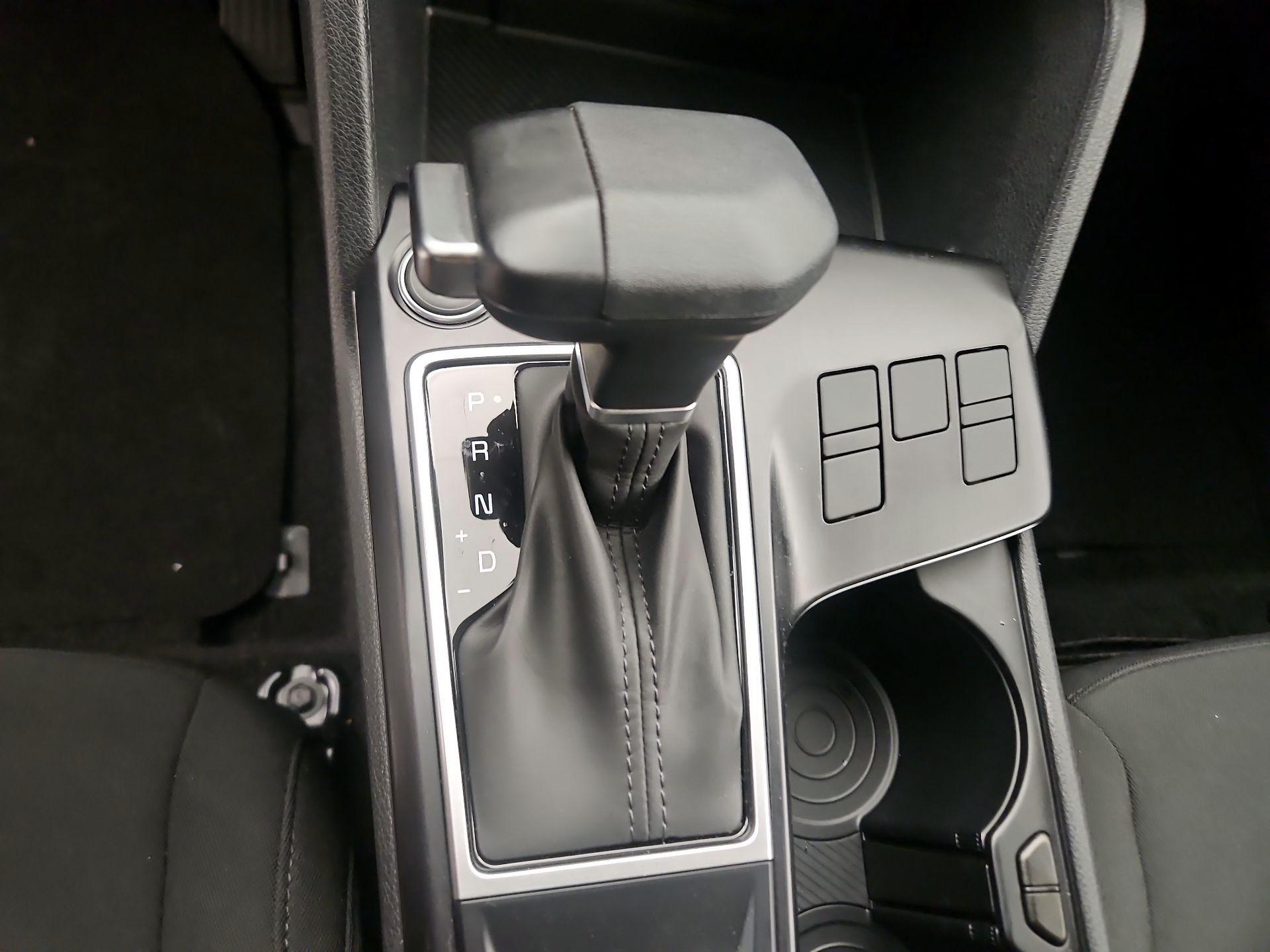 Thumbnail: 2026 Kia Sportage - 17