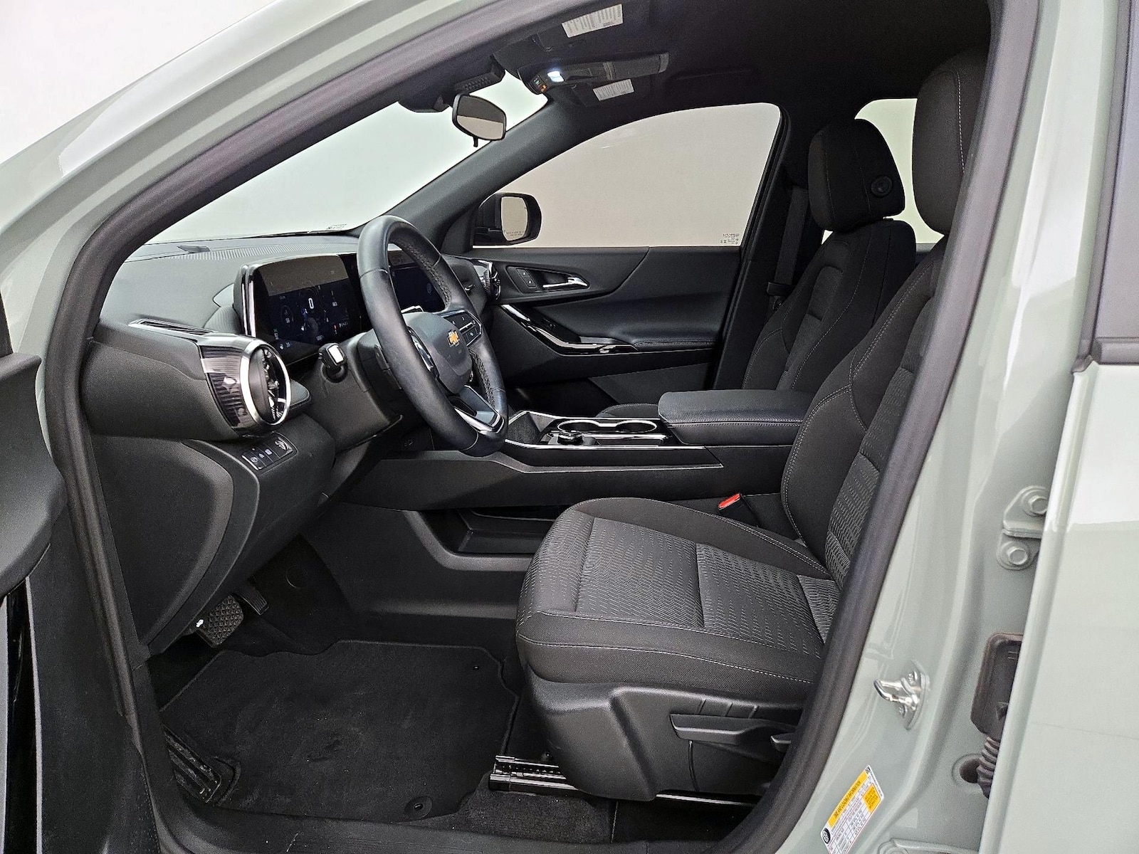 2026 Chevrolet Equinox LT - Photo 12