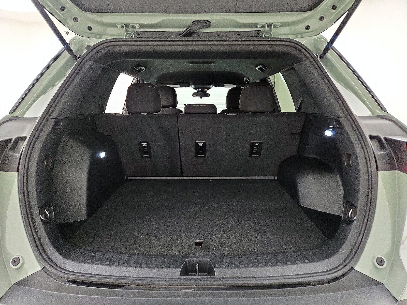 2026 Chevrolet Equinox LT - Photo 22