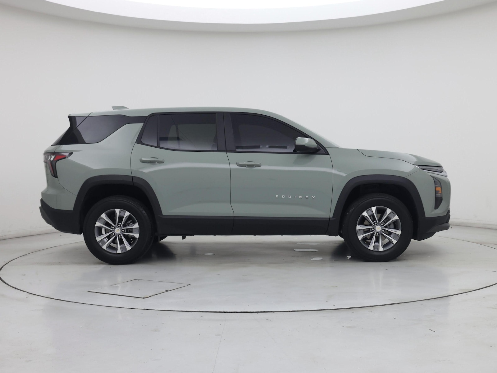 2026 Chevrolet Equinox LT - Photo 8