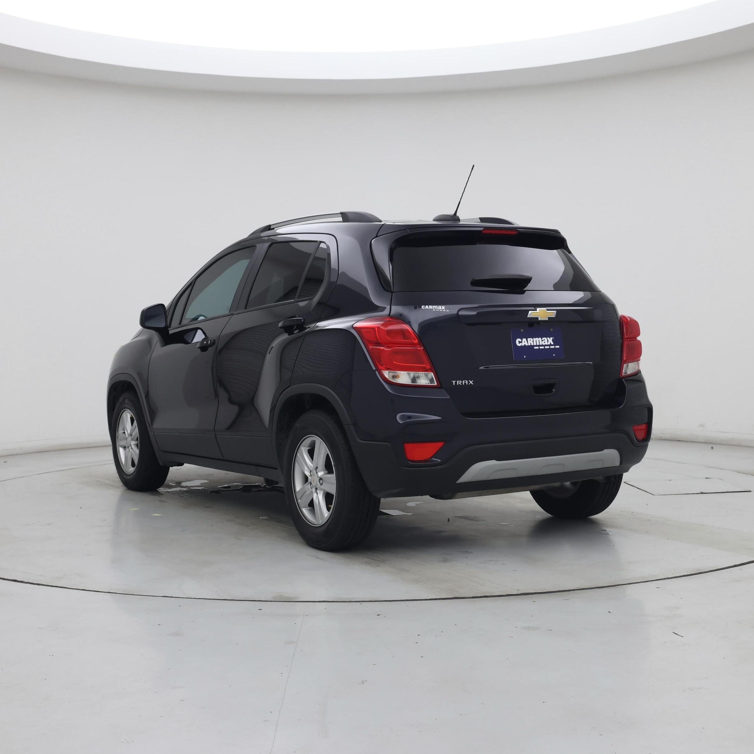 Thumbnail: 2022 Chevrolet Trax - 2