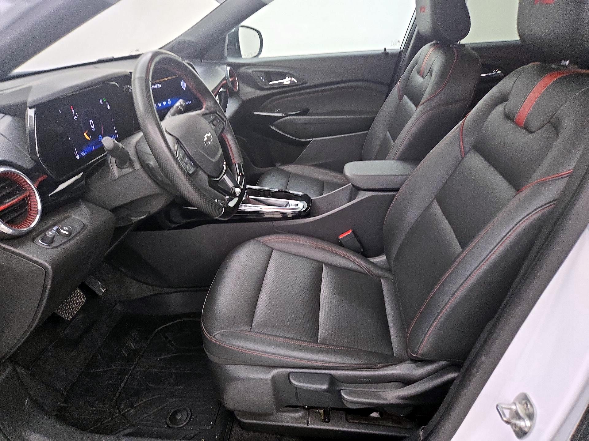Thumbnail: 2025 Chevrolet Trax - 11