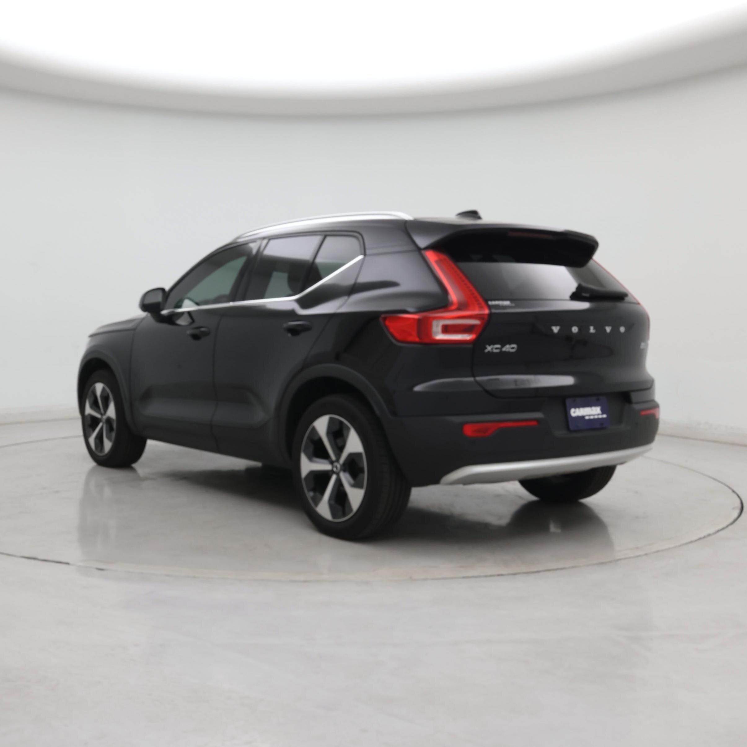 Thumbnail: 2024 Volvo XC40 - 2