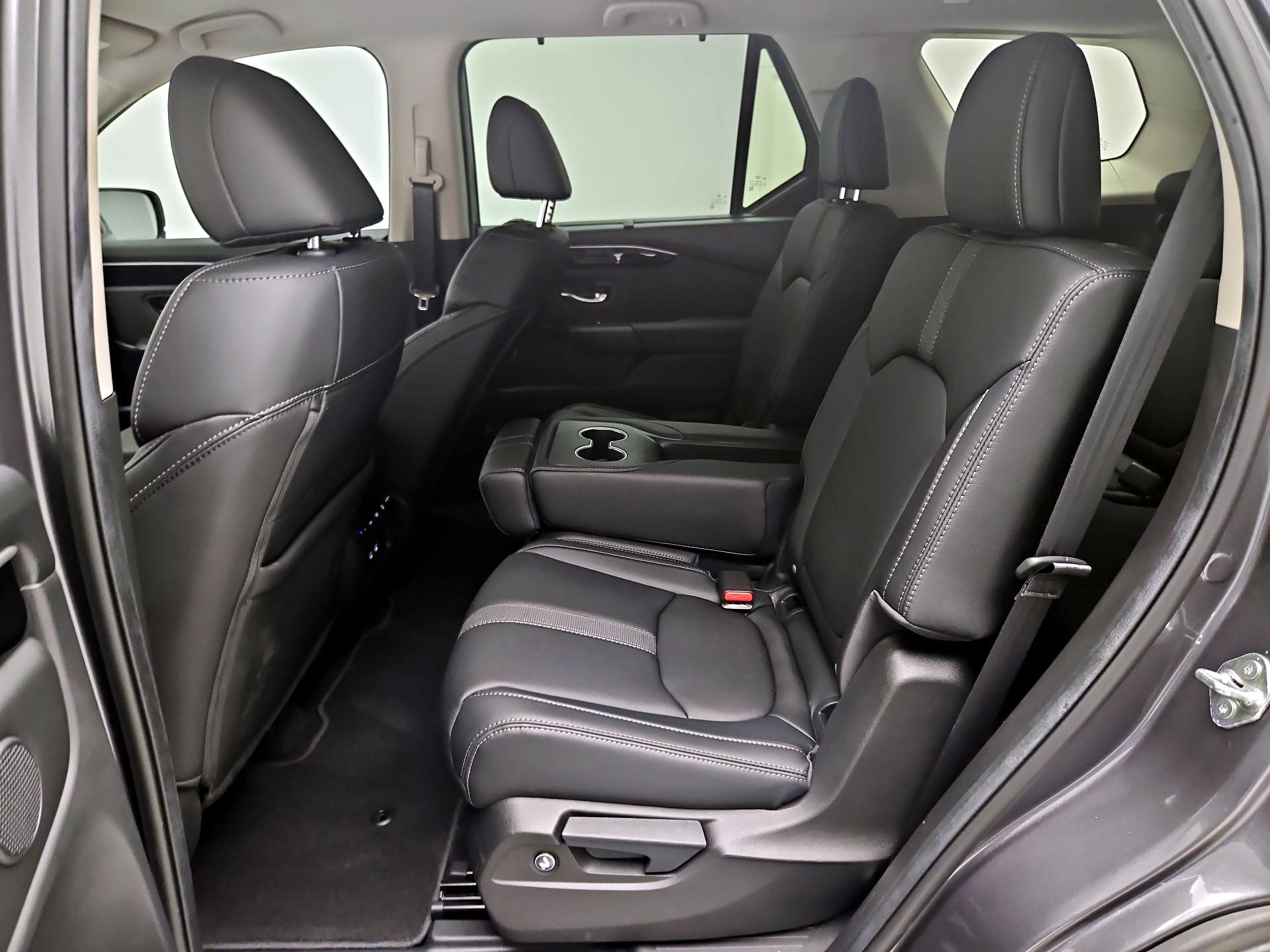 Thumbnail: 2026 Honda Pilot - 17