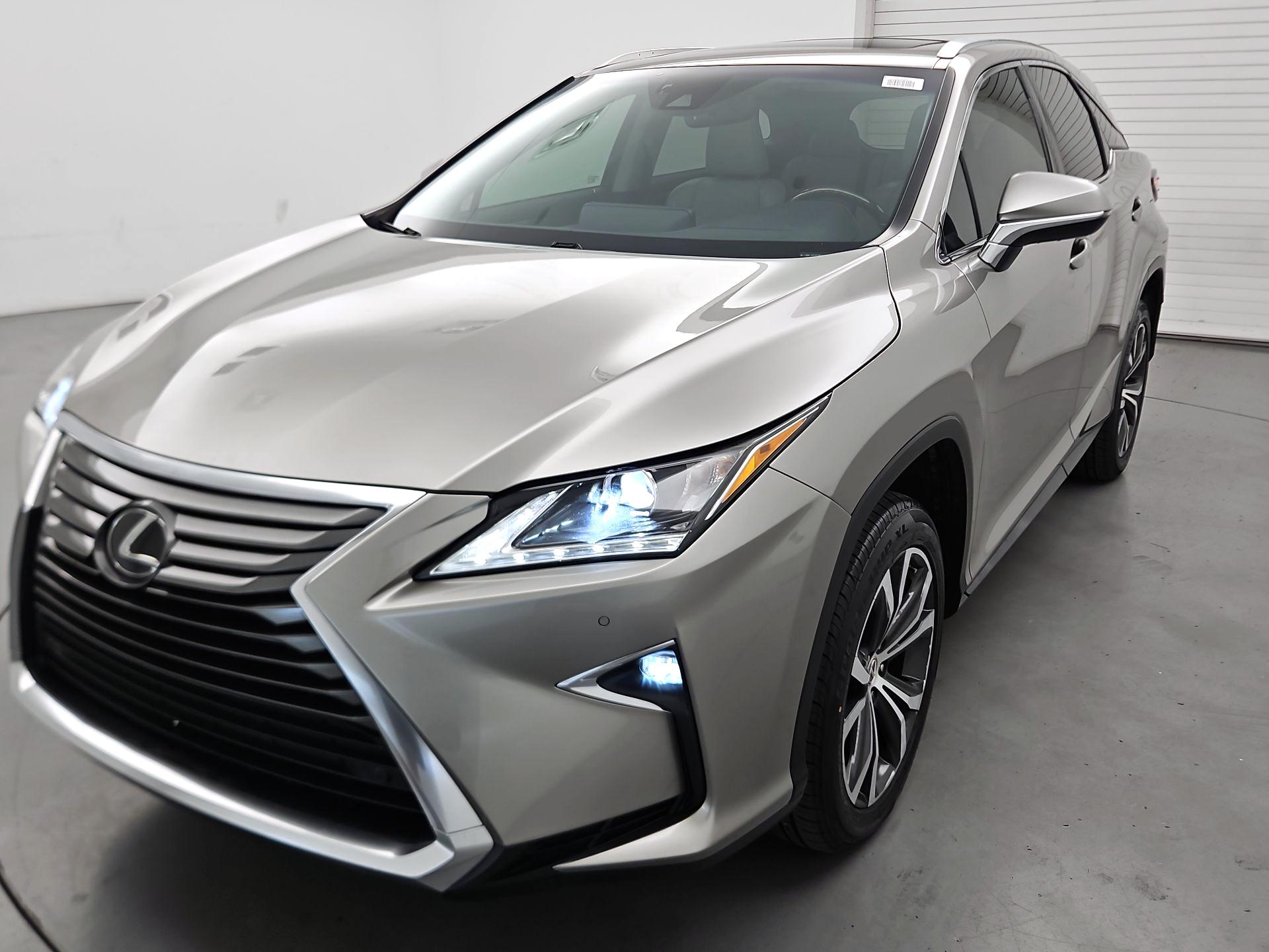 Thumbnail: 2017 Lexus RX - 3