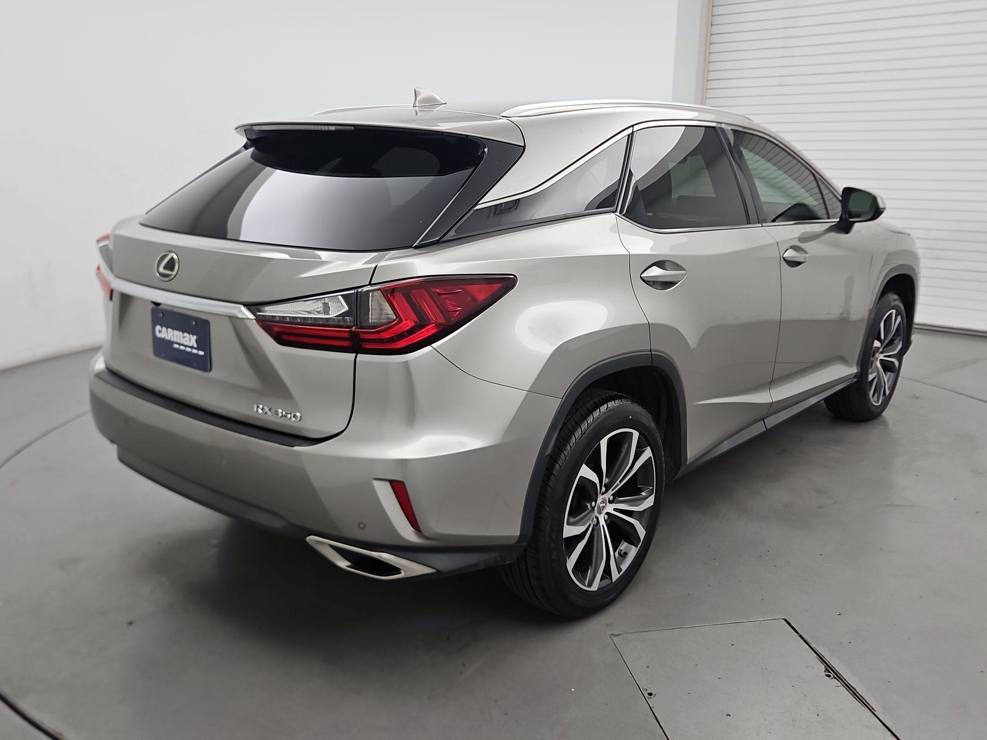 Thumbnail: 2017 Lexus RX - 5