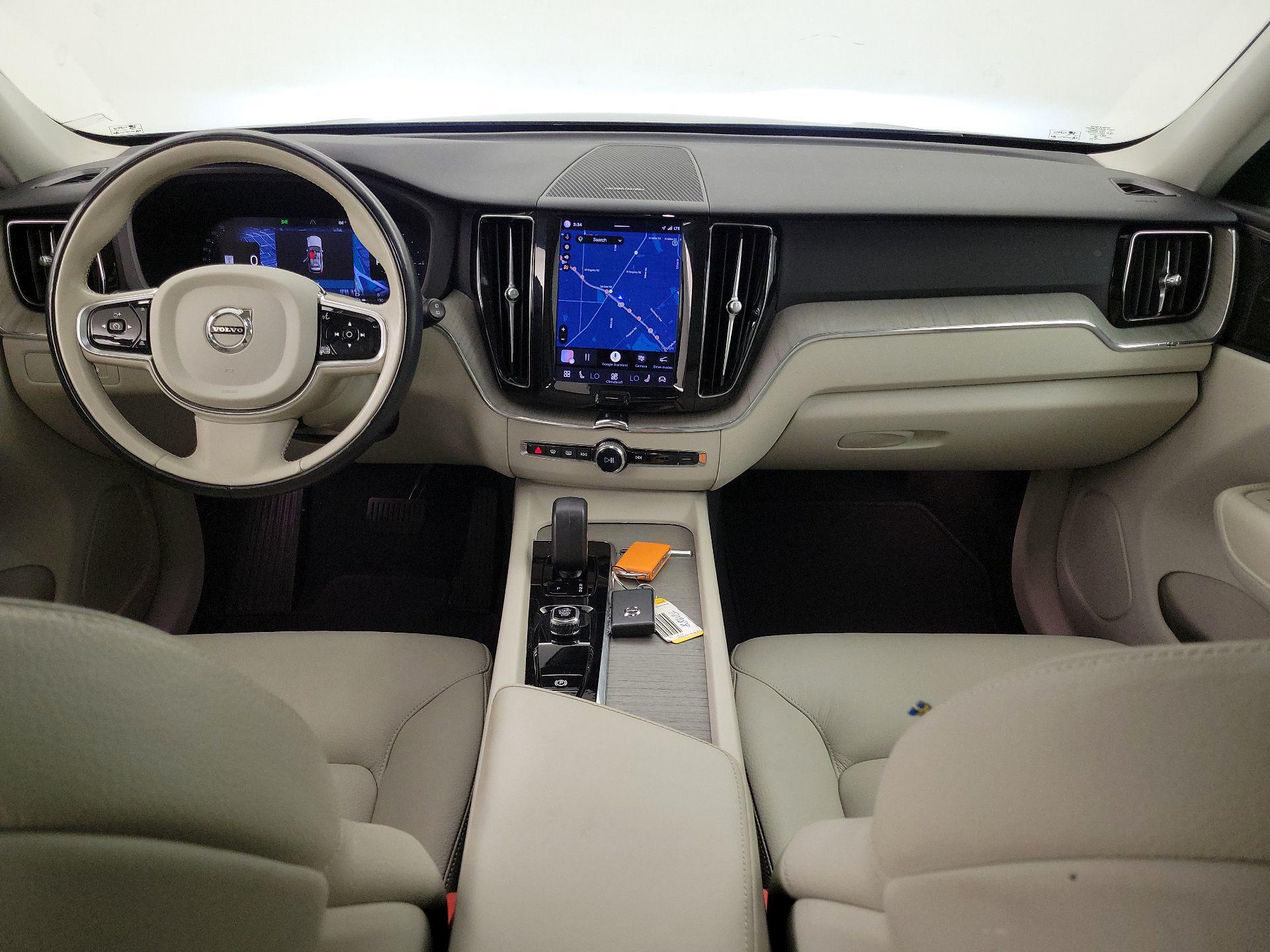 Thumbnail: 2023 Volvo XC60 - 9