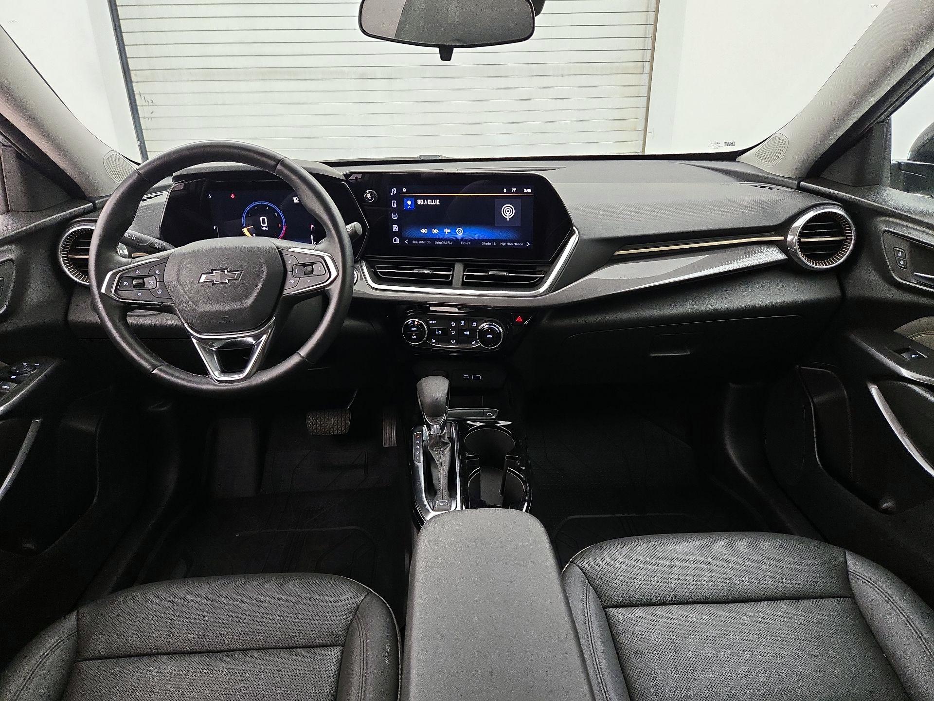 Thumbnail: 2025 Chevrolet Trax - 9