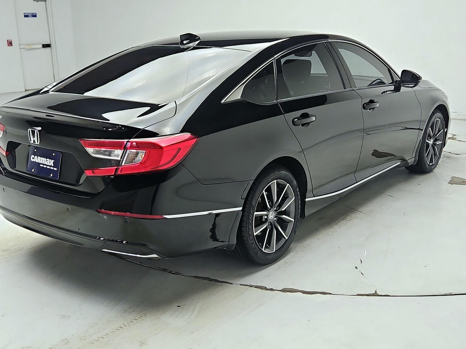 2022 Honda Accord EX-L - Photo 6