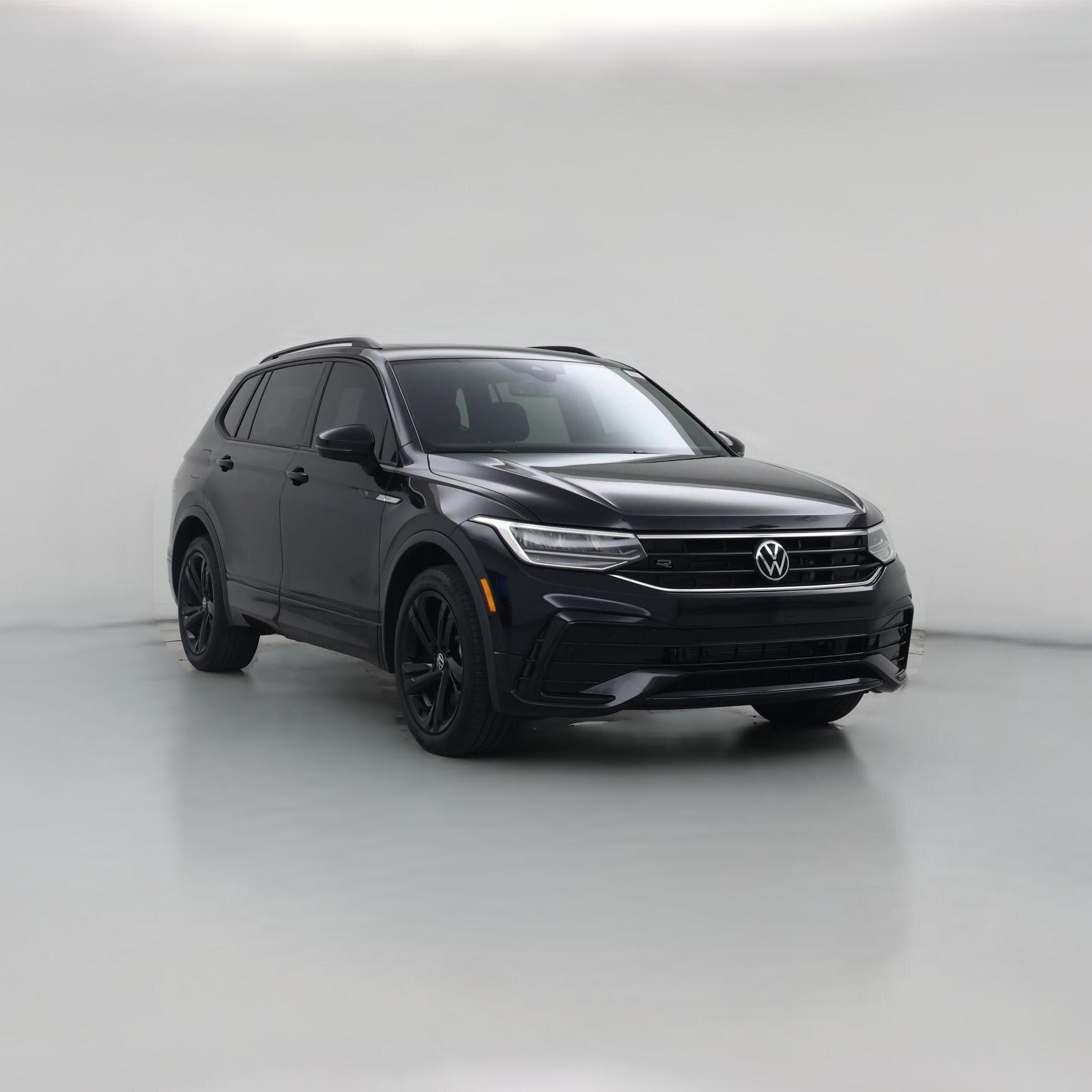 Thumbnail: 2023 Volkswagen Tiguan - 1