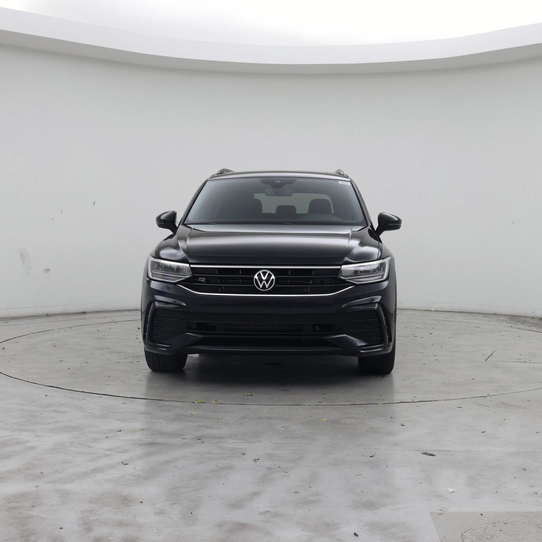 Thumbnail: 2023 Volkswagen Tiguan - 5