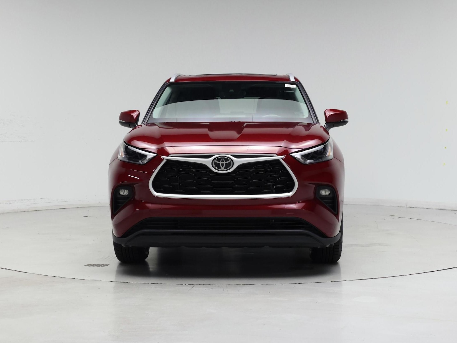 2022 Toyota Highlander XLE - Photo 6