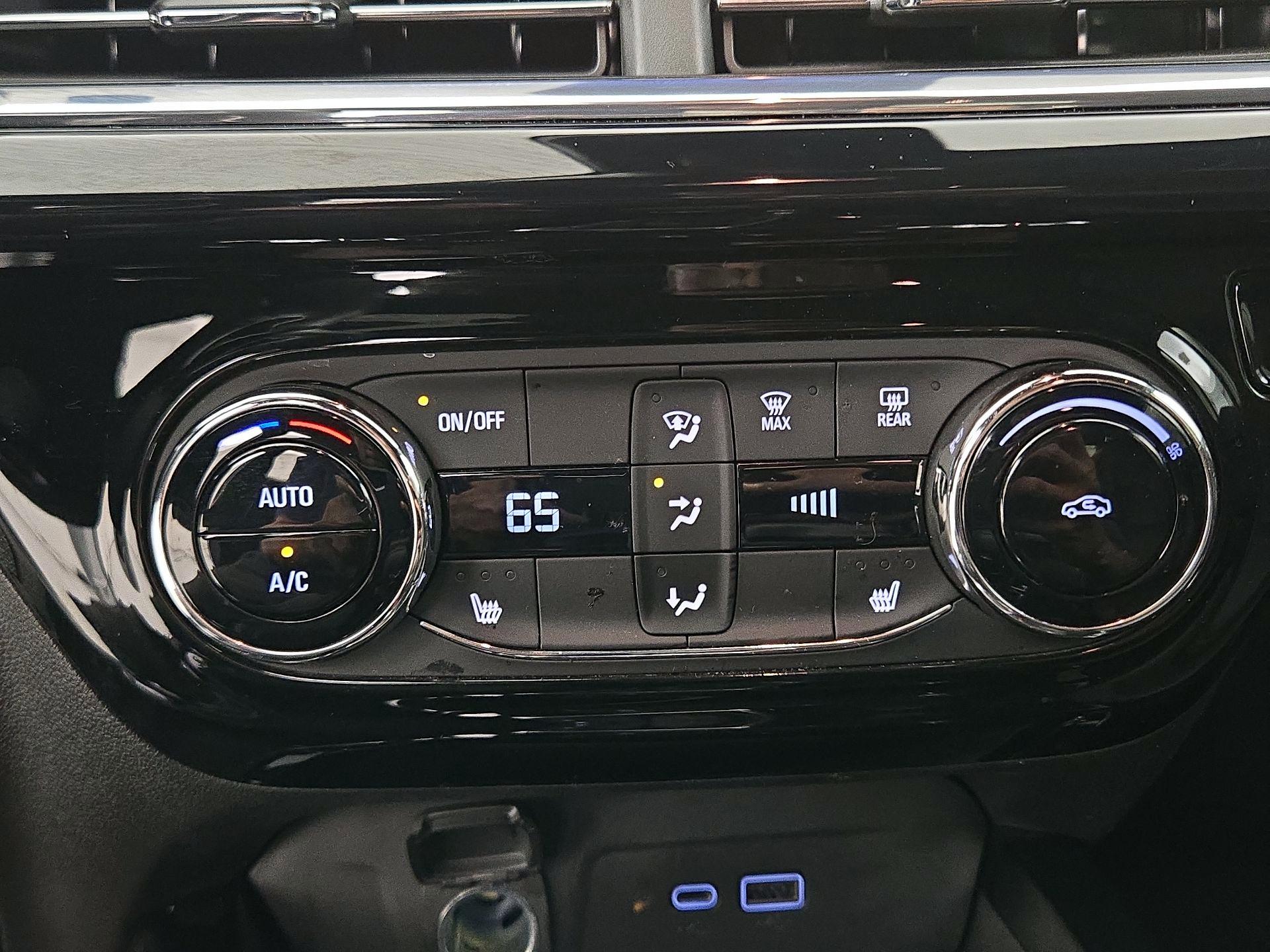 Thumbnail: 2025 Chevrolet Trax - 16