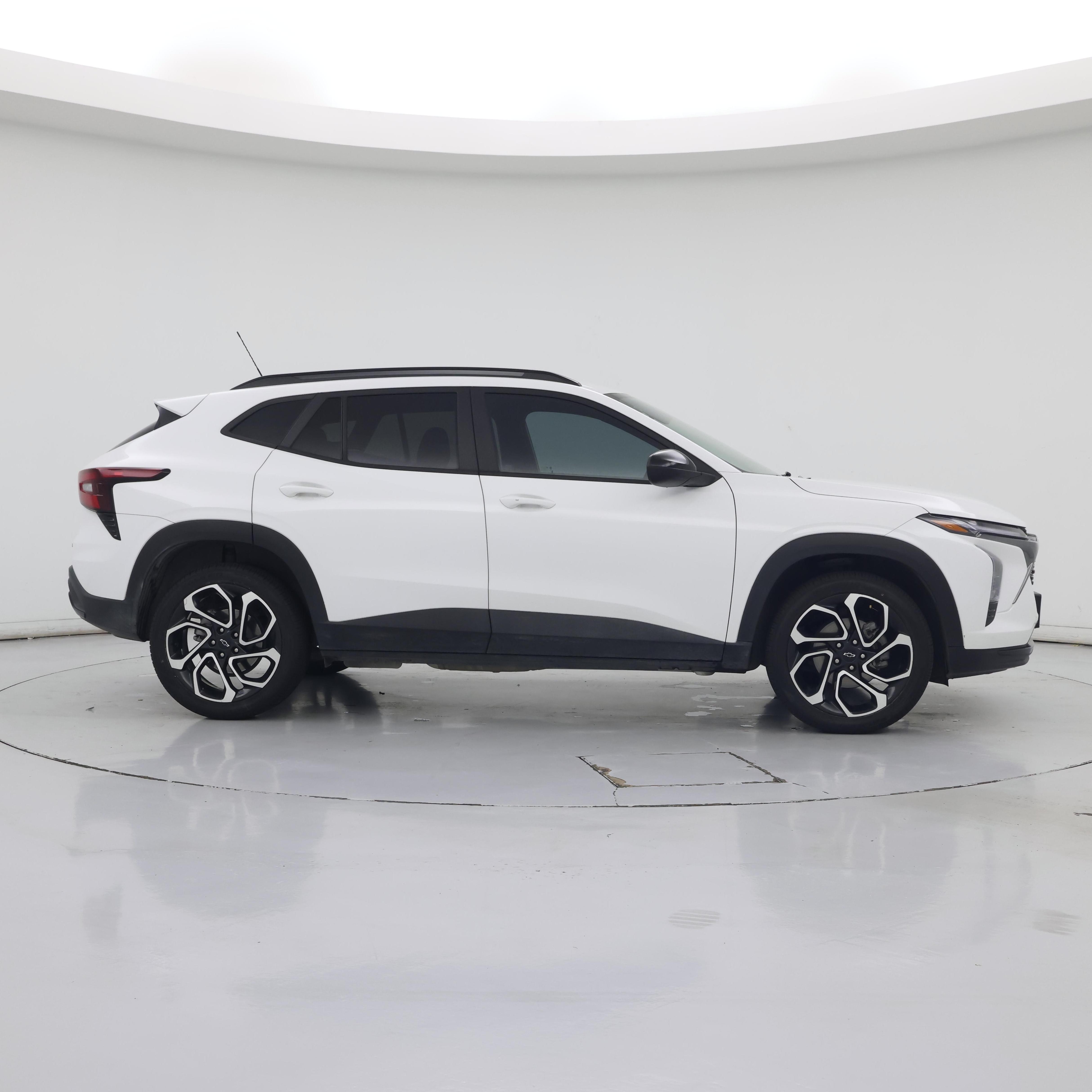 Thumbnail: 2025 Chevrolet Trax - 7