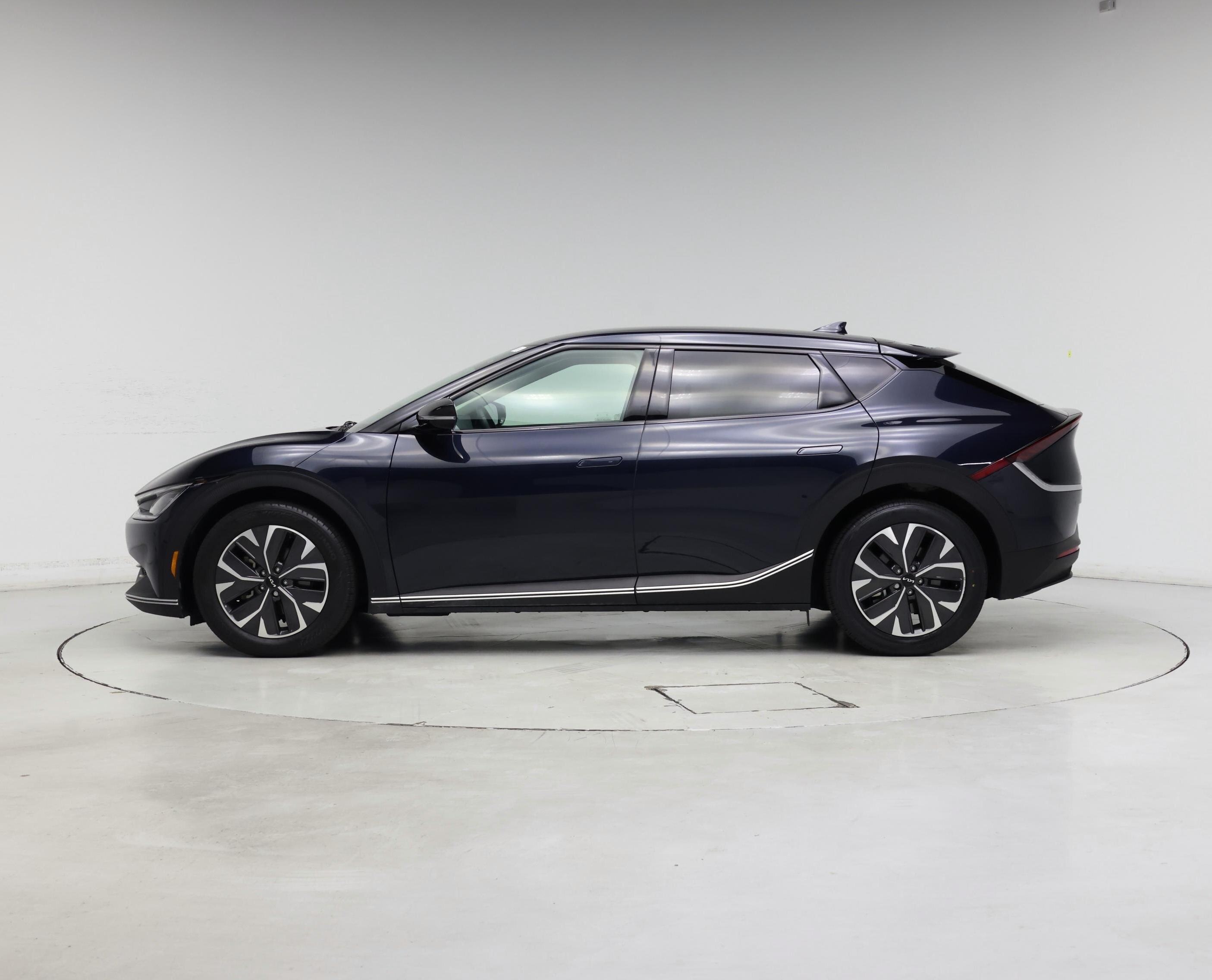 Thumbnail: 2024 Kia EV6 - 3