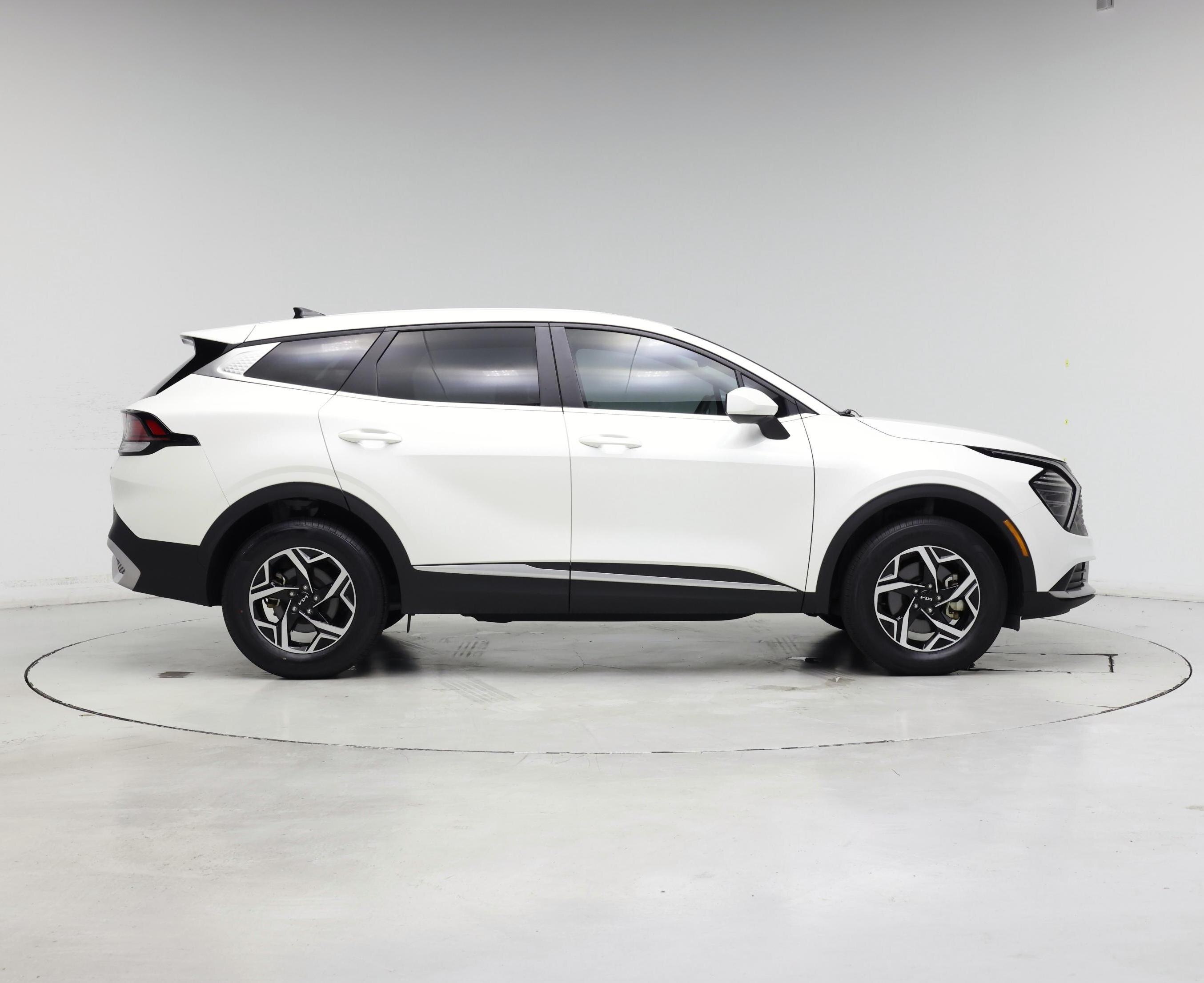Thumbnail: 2024 Kia Sportage - 7