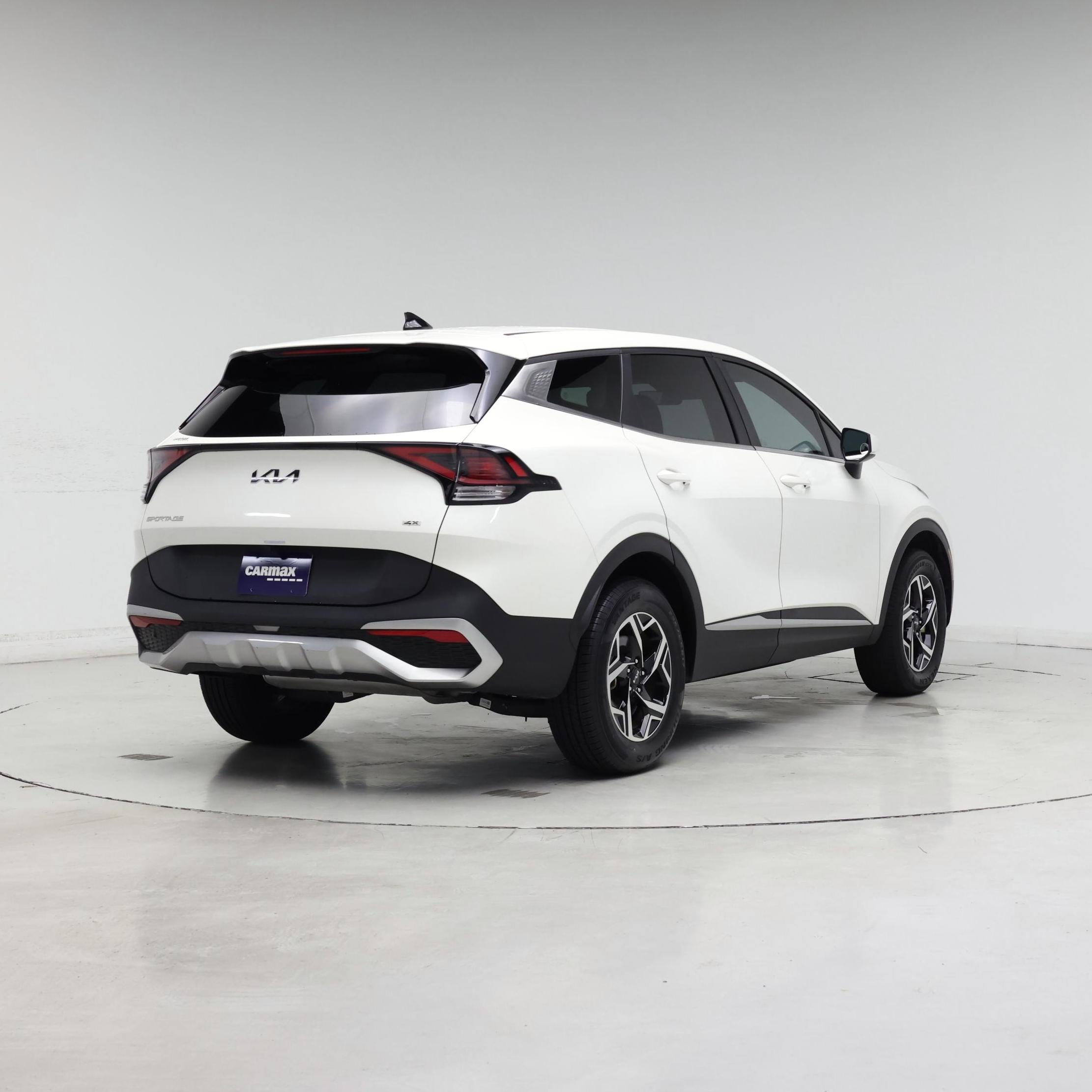 Thumbnail: 2024 Kia Sportage - 8